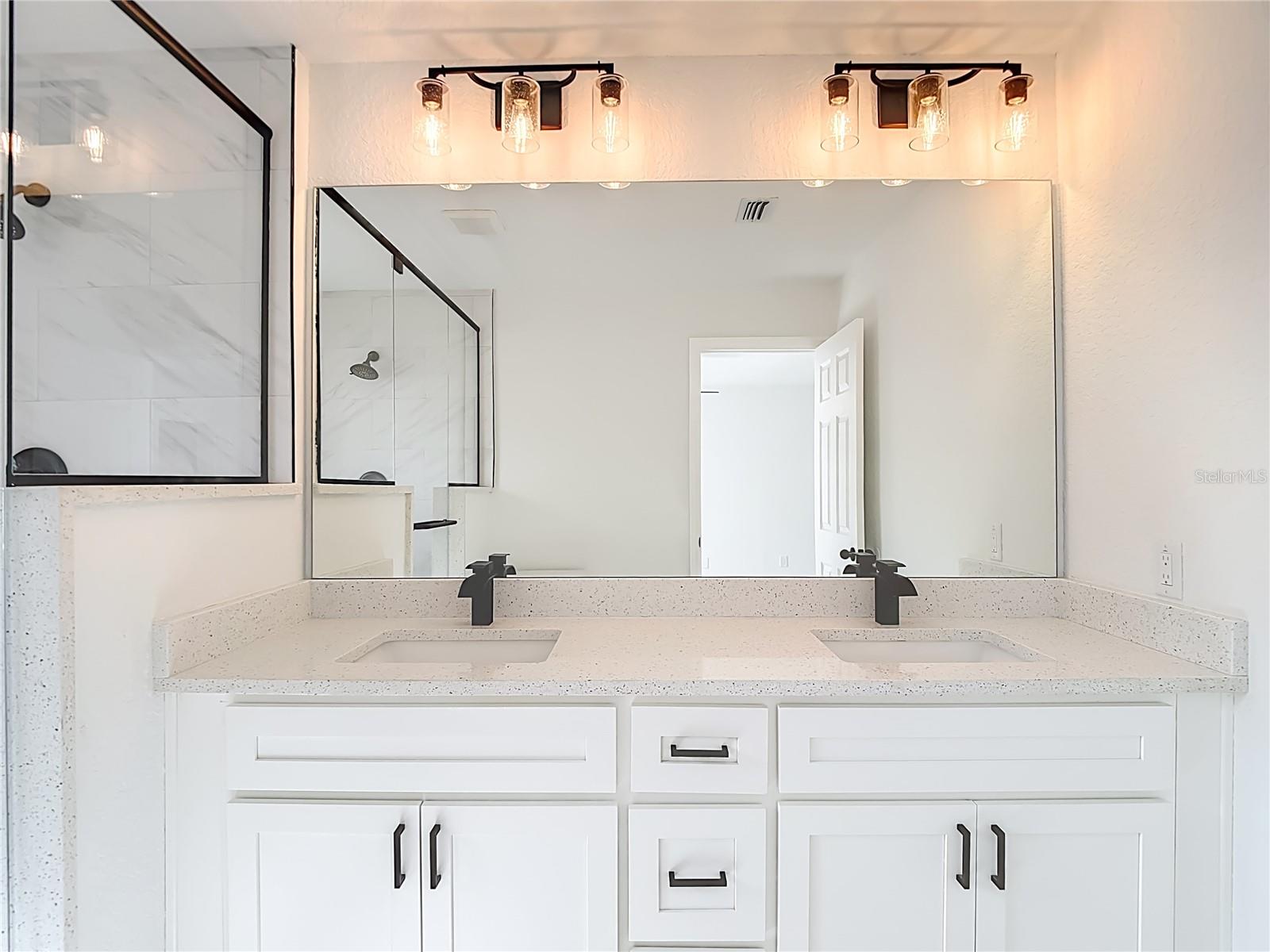 Image 32 of 53 For 7478 Dundee Way