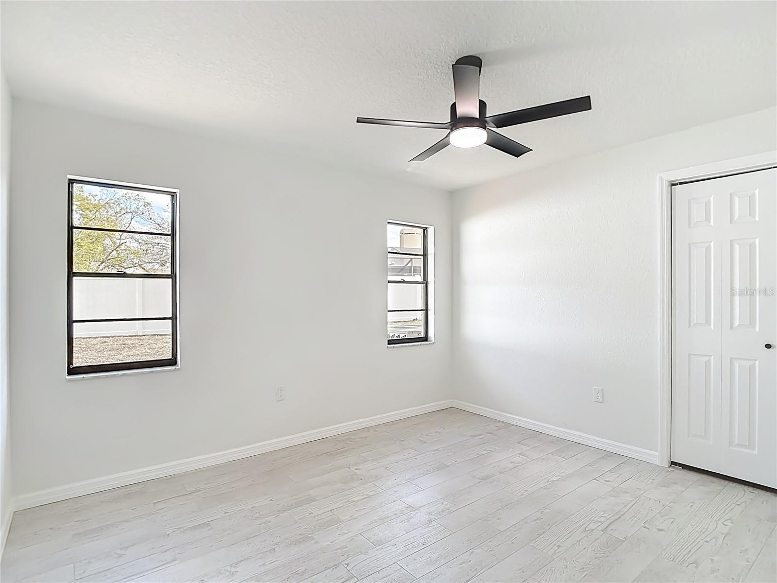 Image 37 of 53 For 7478 Dundee Way