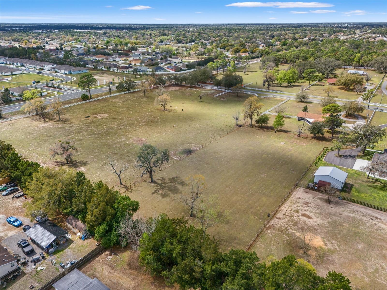 Image 16 of 53 For 0 Gloucester Road