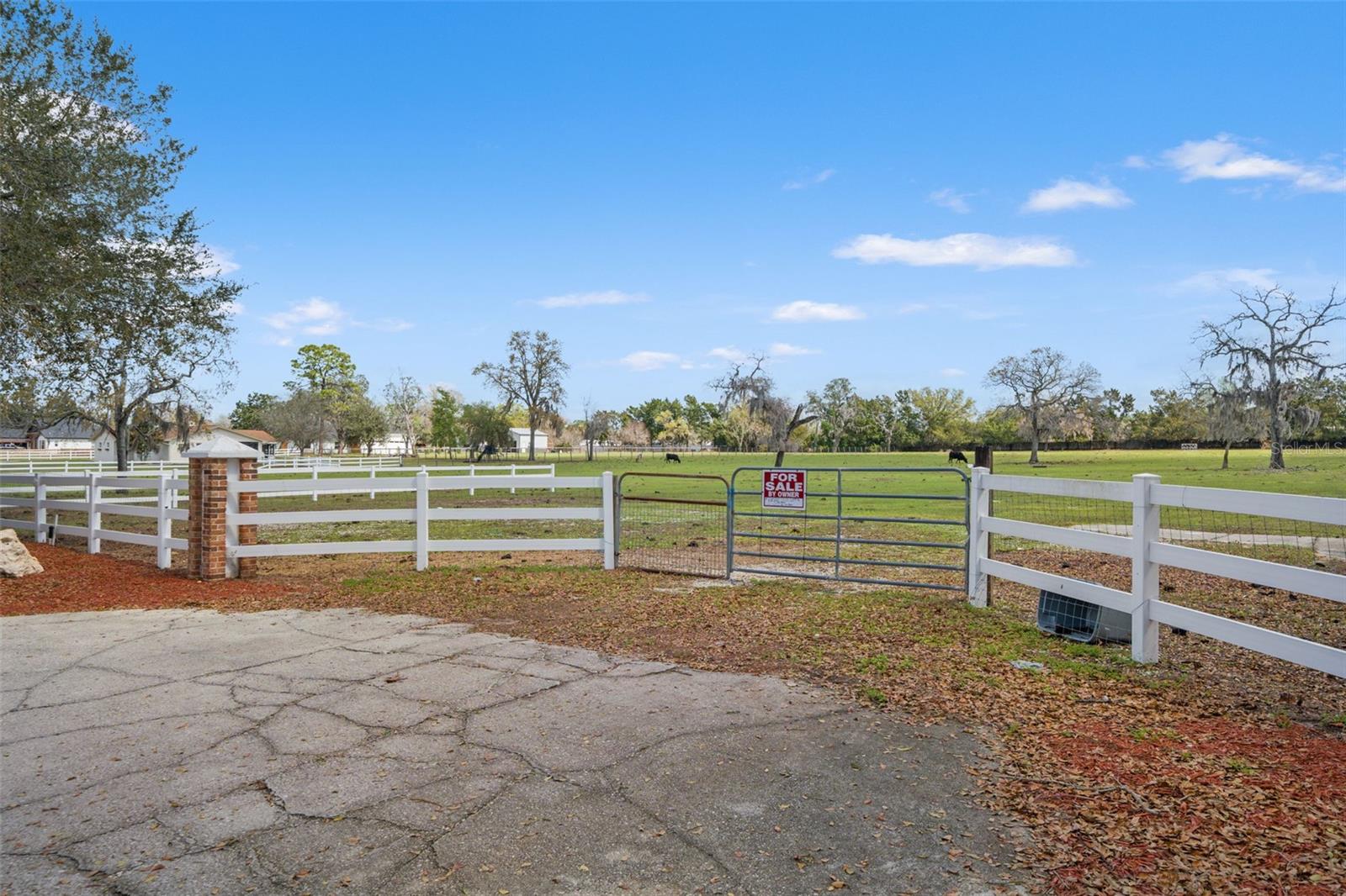 Image 25 of 53 For 0 Gloucester Road