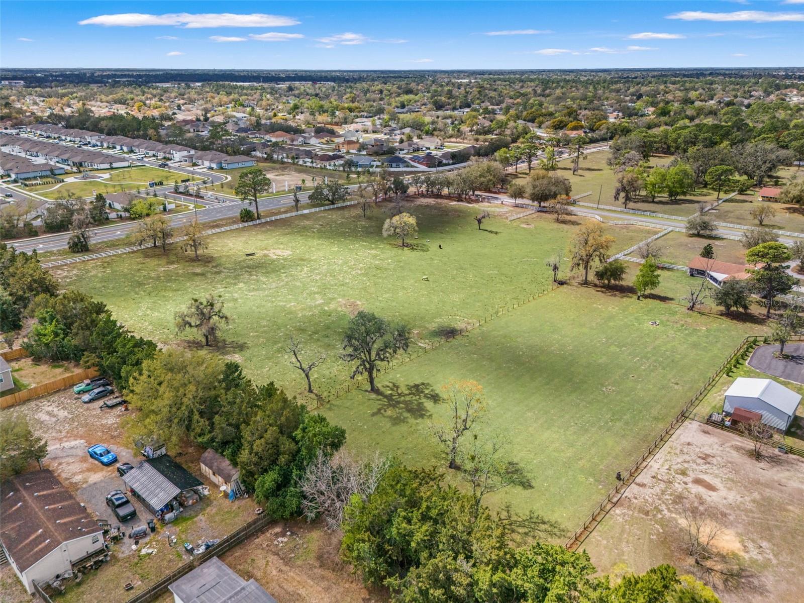 Image 33 of 53 For 0 Gloucester Road