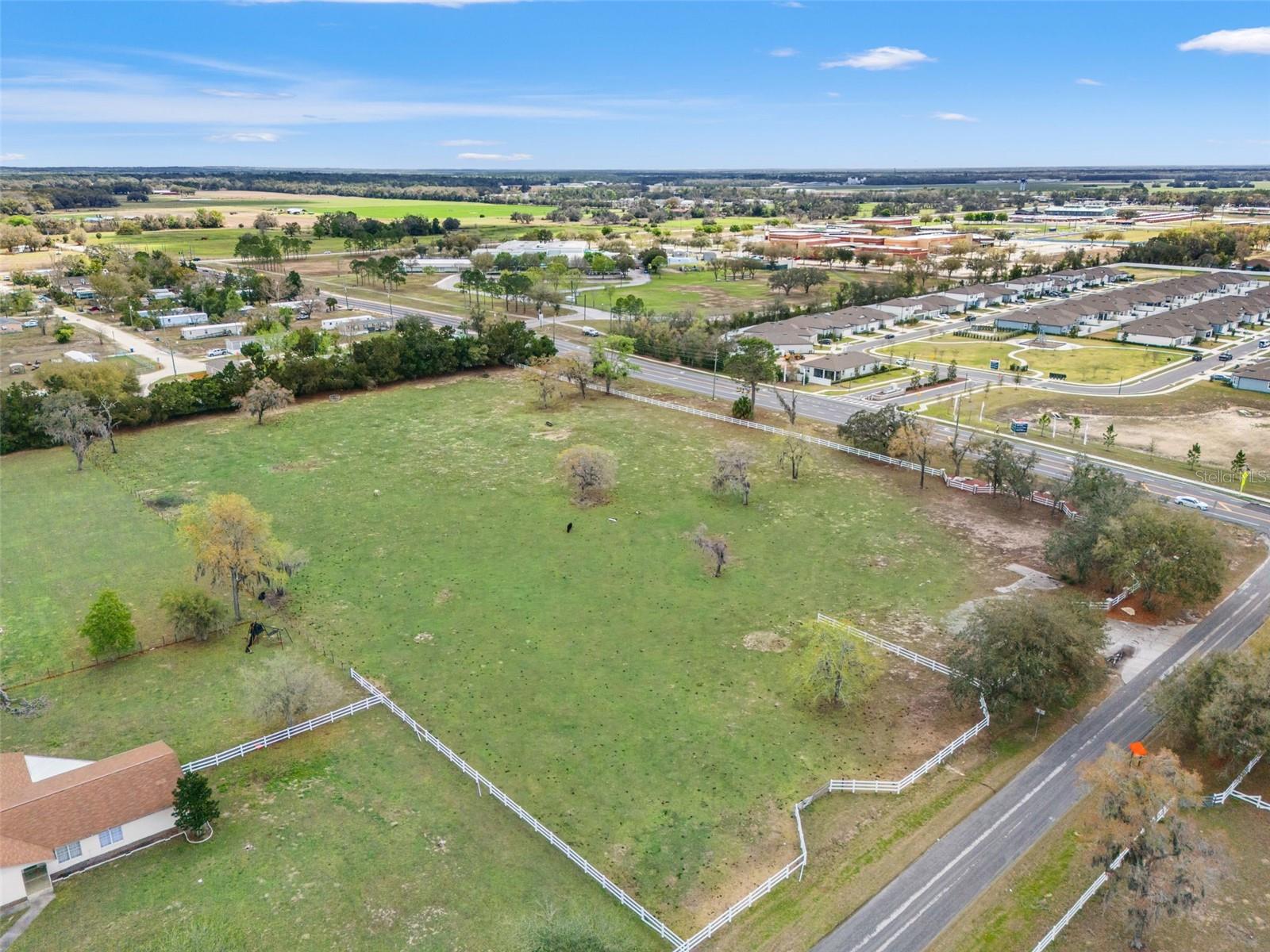 Image 38 of 53 For 0 Gloucester Road