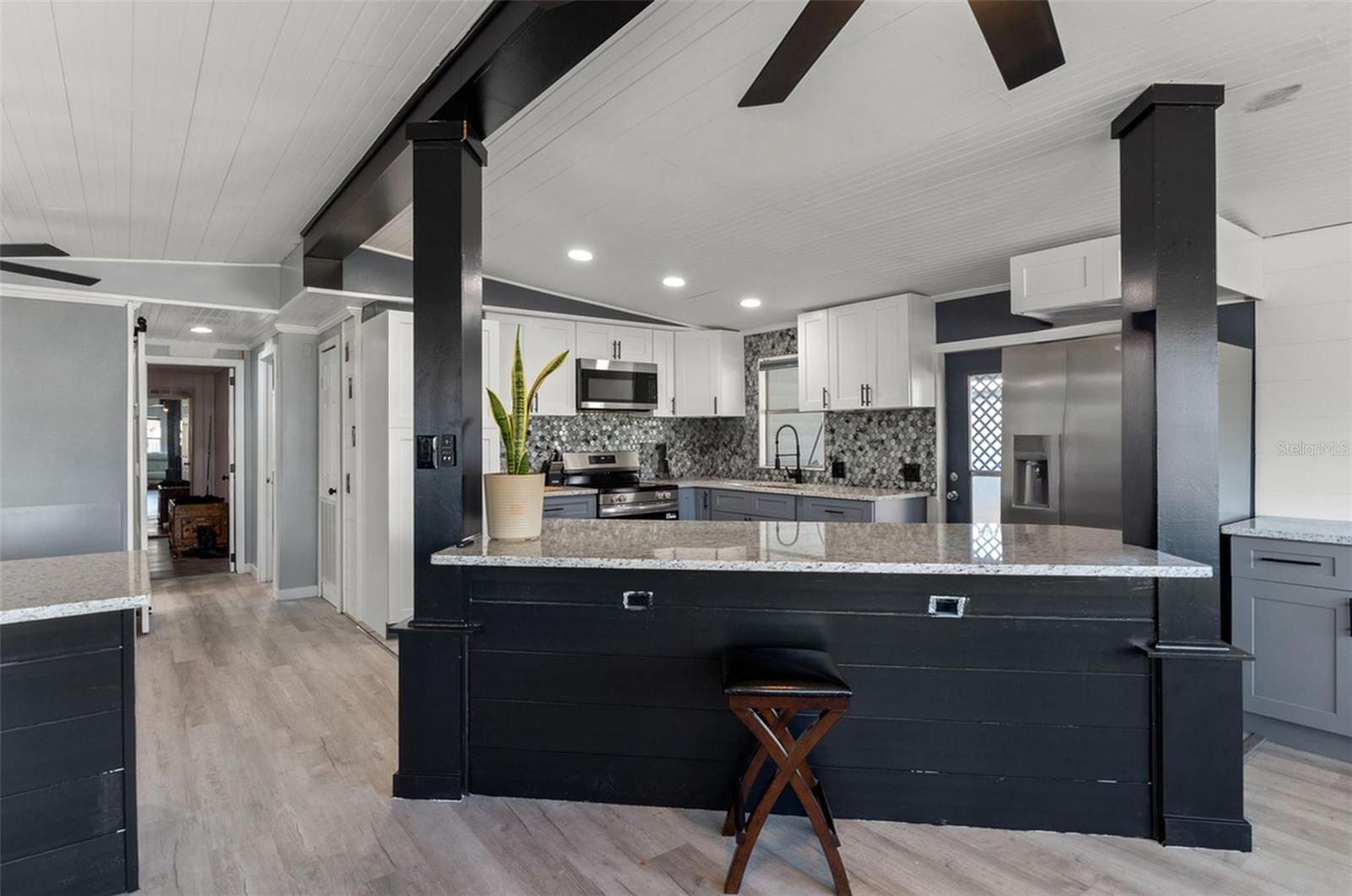 Image 11 of 33 For 8431 Moonlight Avenue