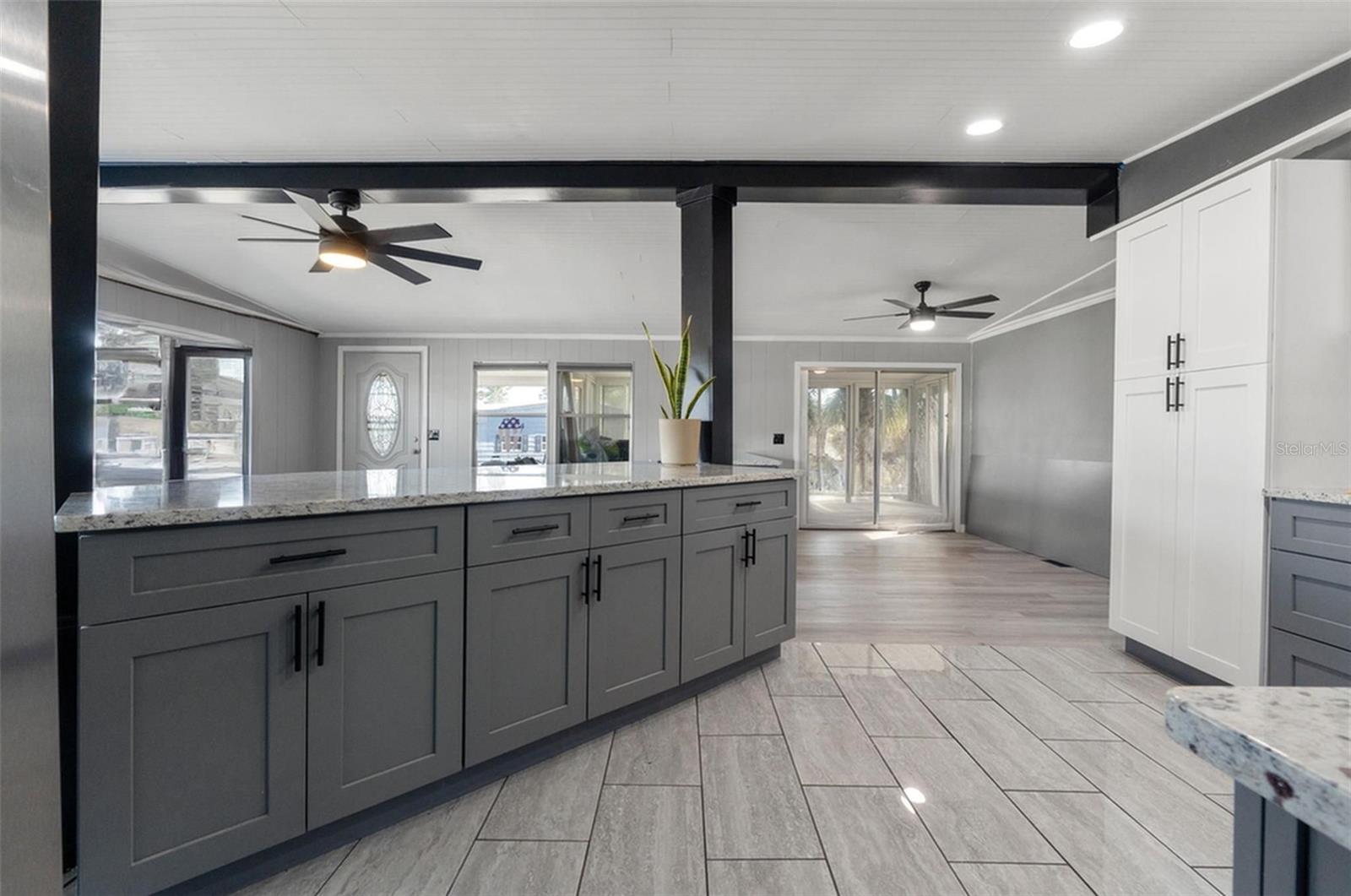 Image 14 of 33 For 8431 Moonlight Avenue