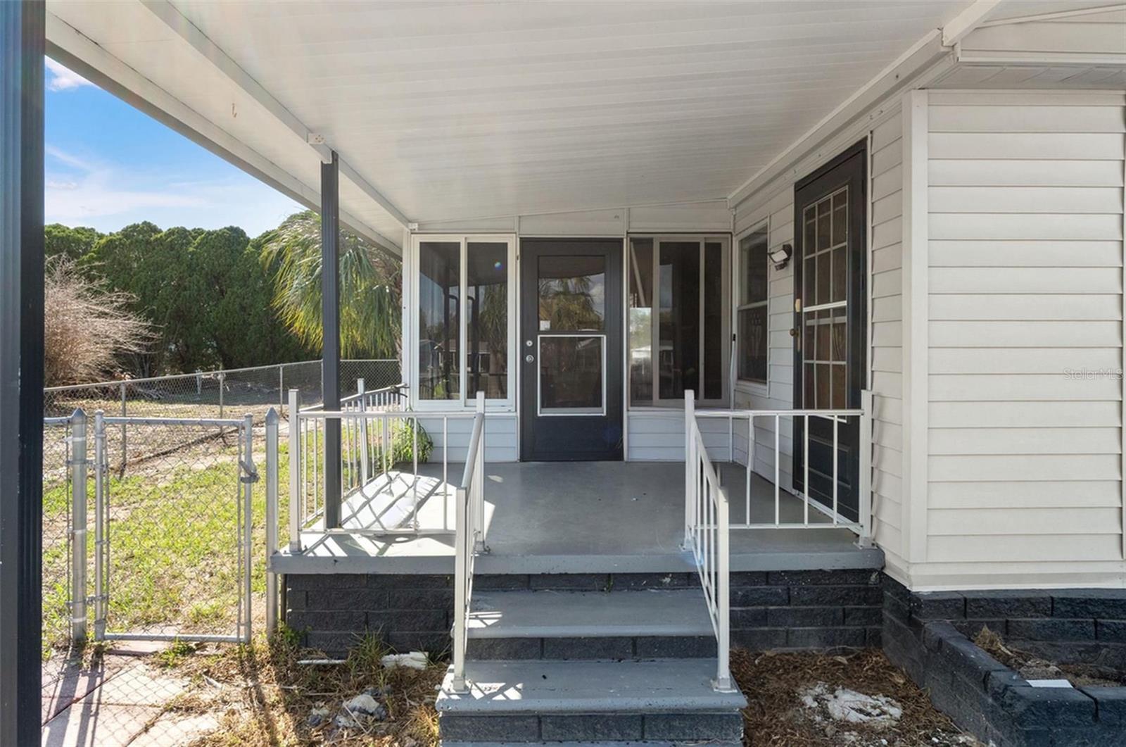 Image 2 of 33 For 8431 Moonlight Avenue