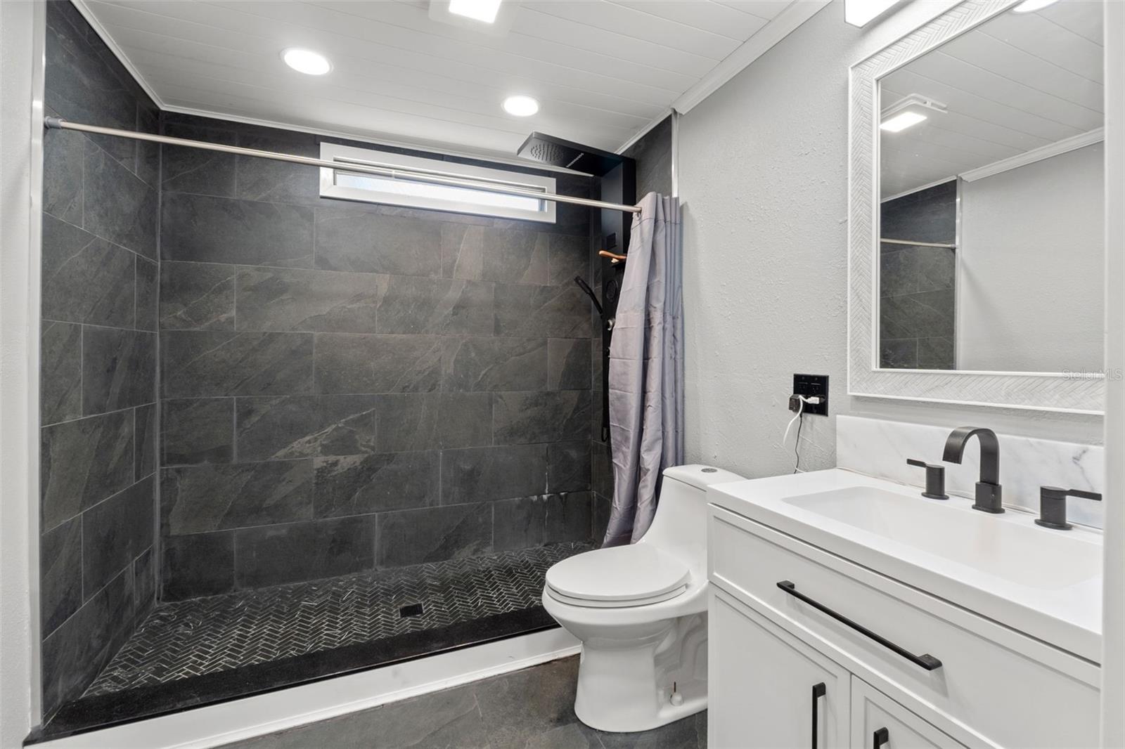 Image 22 of 33 For 8431 Moonlight Avenue