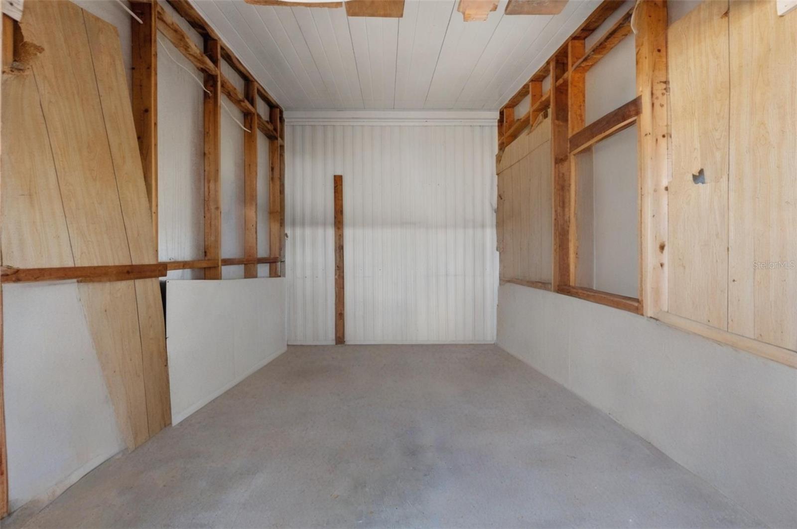 Image 30 of 33 For 8431 Moonlight Avenue