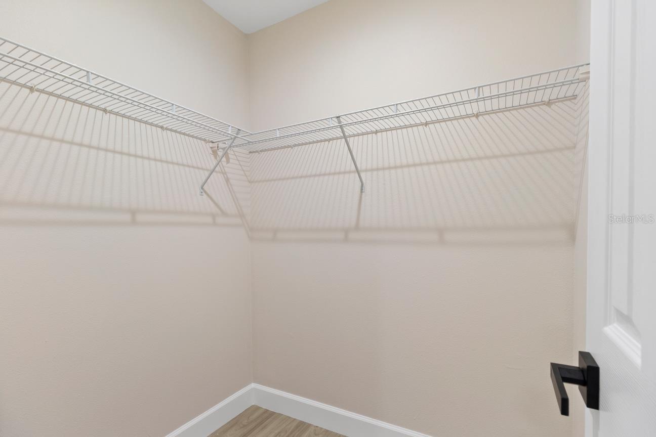 Listing photo id 19 for 11614 Bee Hive Lane