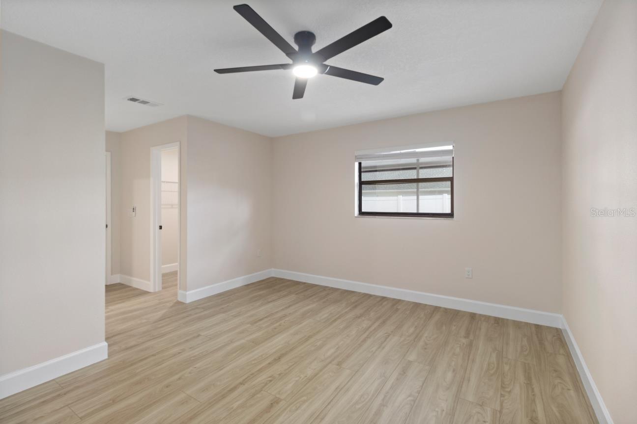 Listing photo id 24 for 11614 Bee Hive Lane