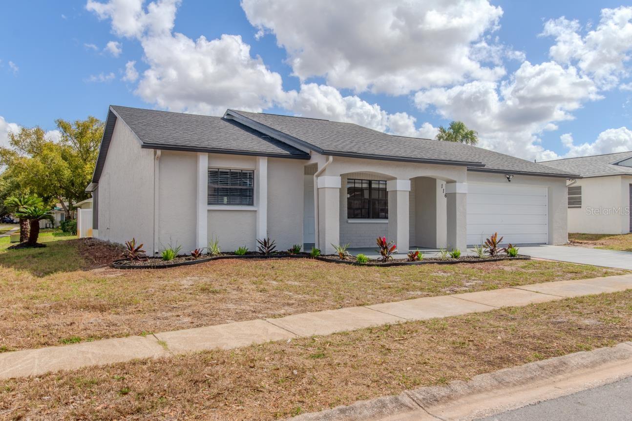 Listing photo id 1 for 11614 Bee Hive Lane