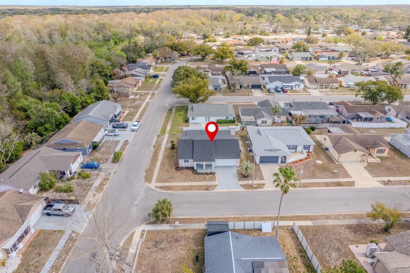 Listing photo id 7 for 11614 Bee Hive Lane