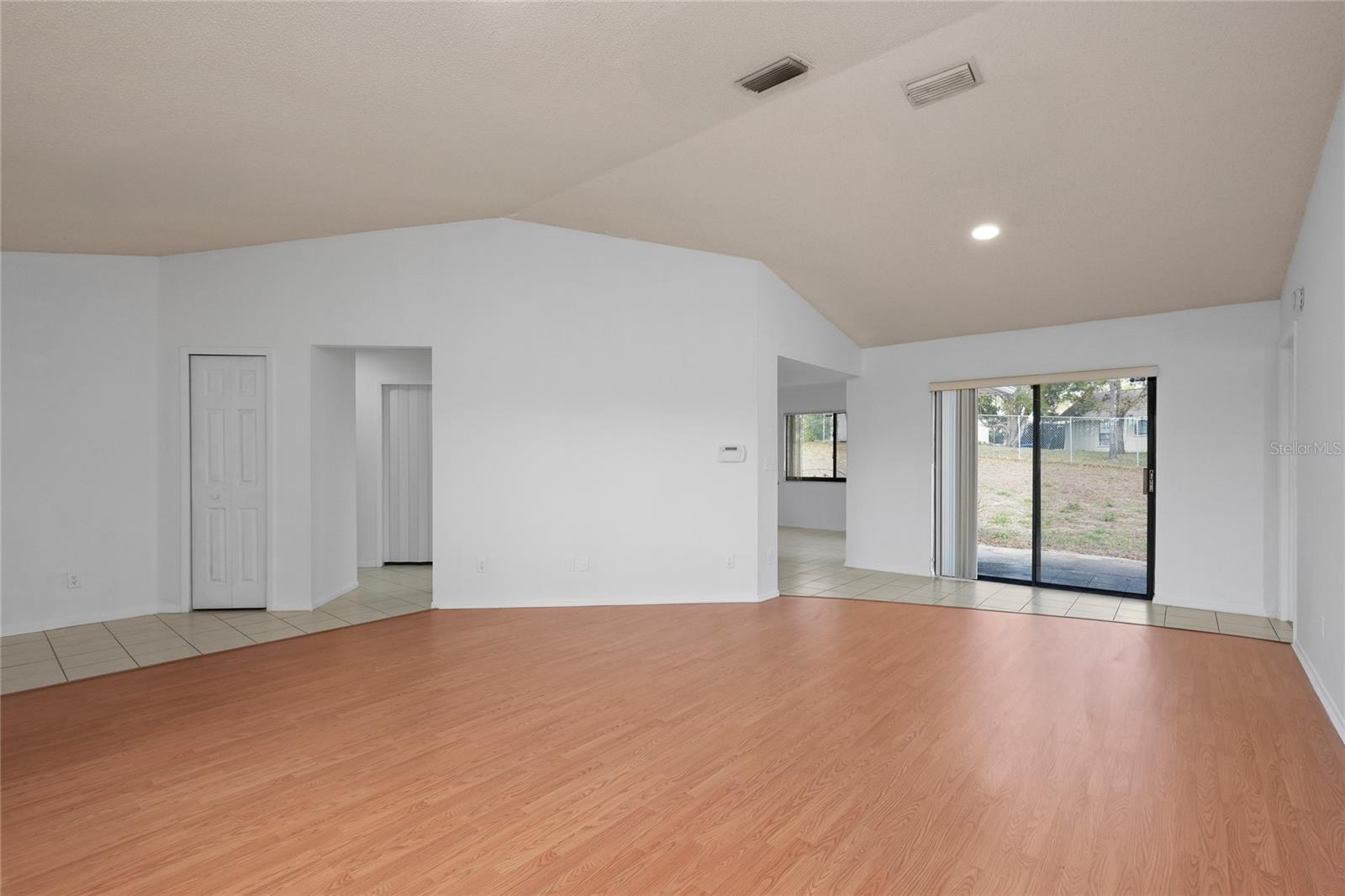 Image 11 of 35 For 13143 Lawrence Street