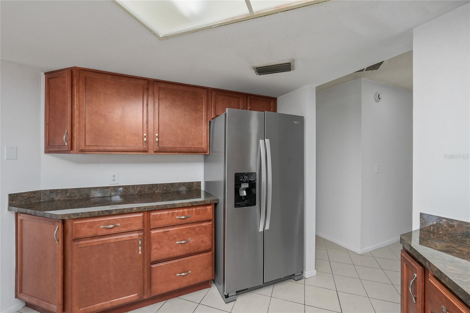 Image 17 of 35 For 13143 Lawrence Street