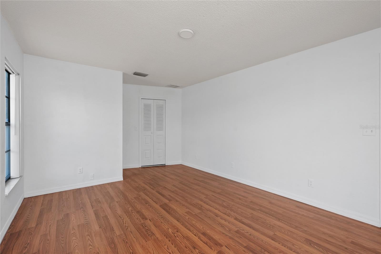 Image 26 of 35 For 13143 Lawrence Street