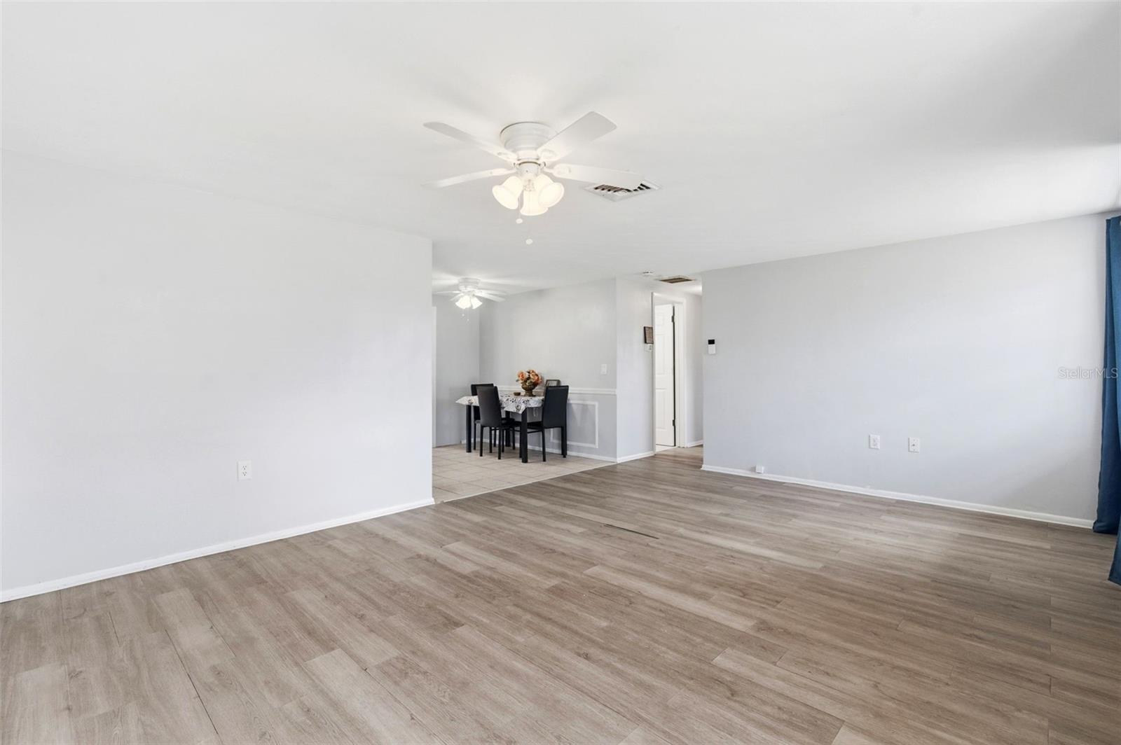 Image 12 of 70 For 5203 Manor Drive