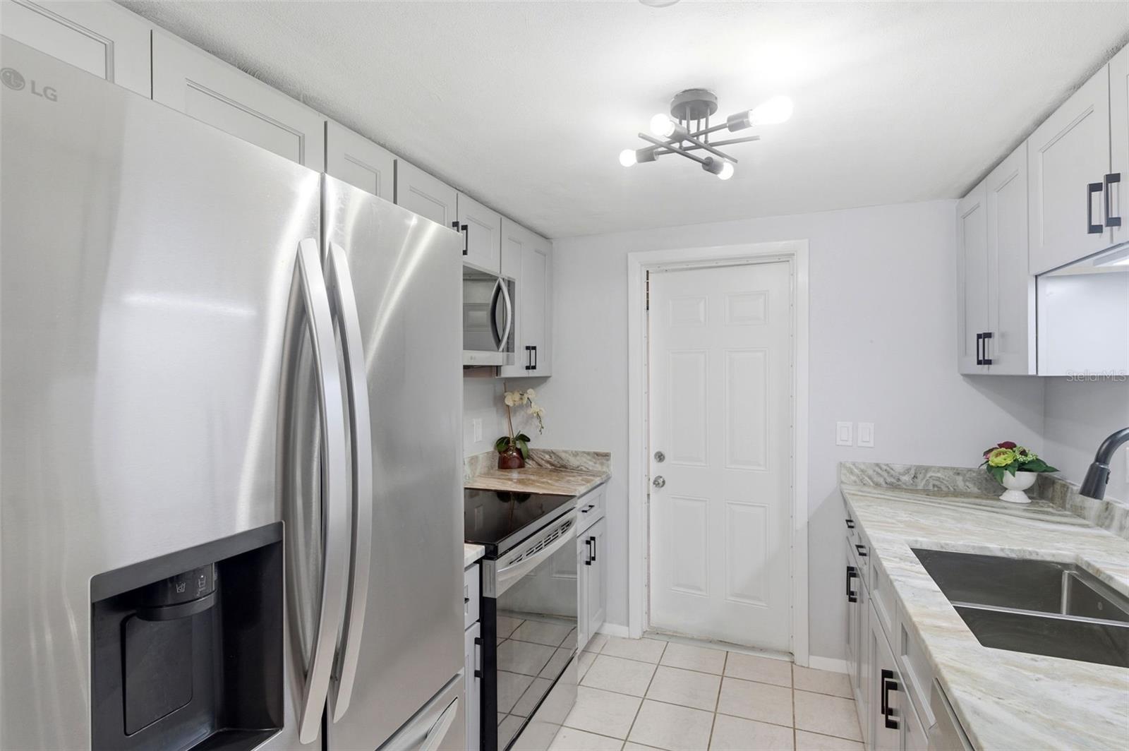 Image 18 of 70 For 5203 Manor Drive