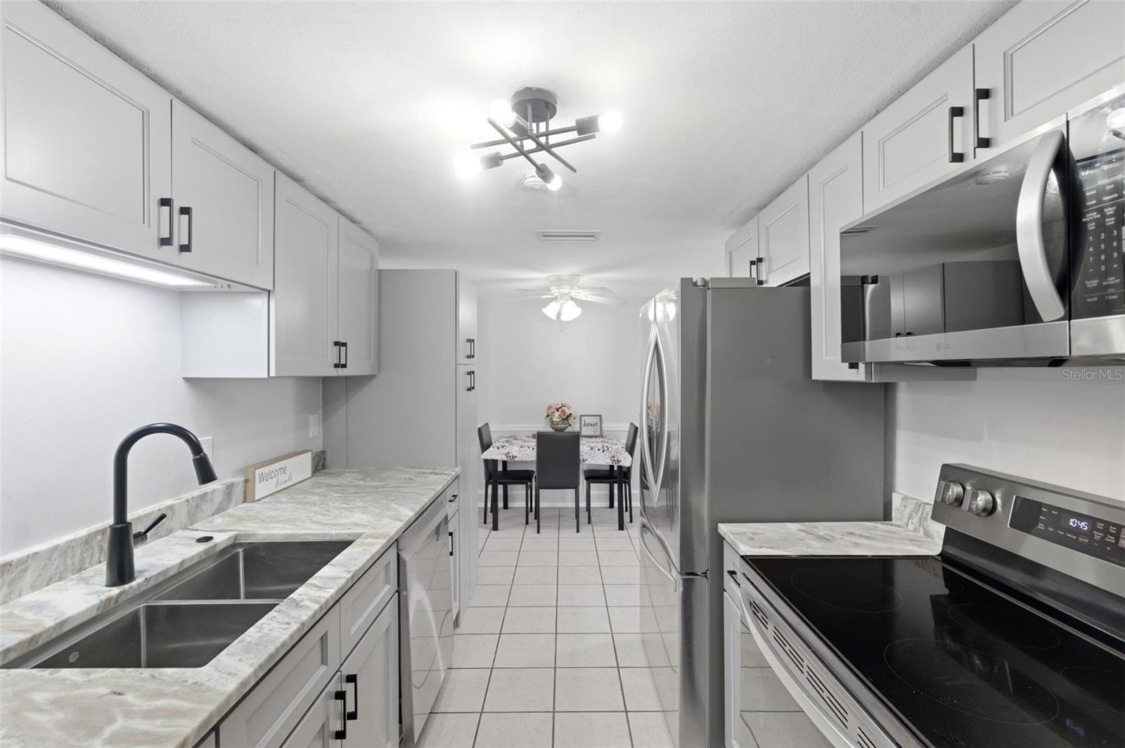 Image 21 of 70 For 5203 Manor Drive