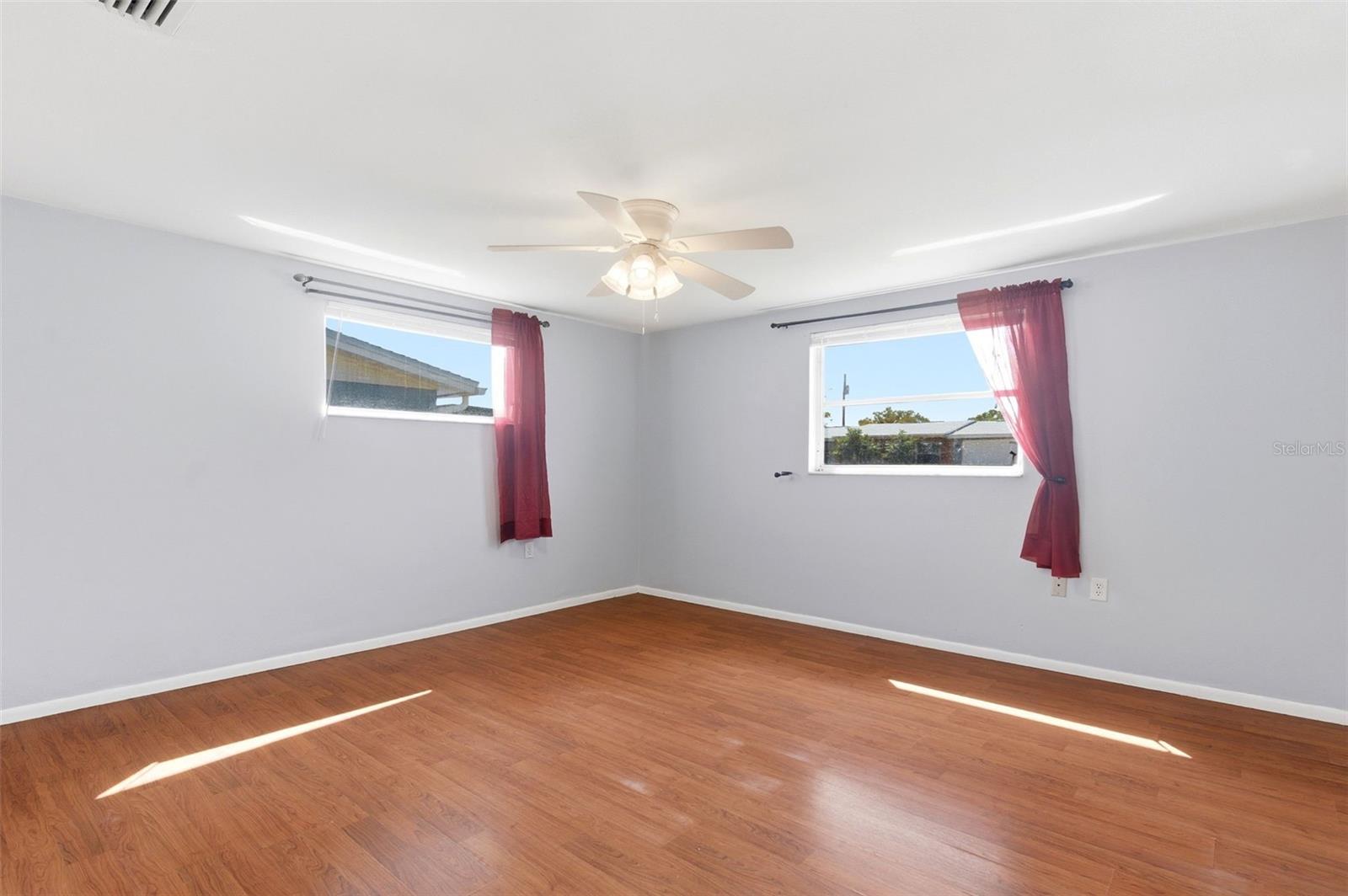 Image 23 of 70 For 5203 Manor Drive