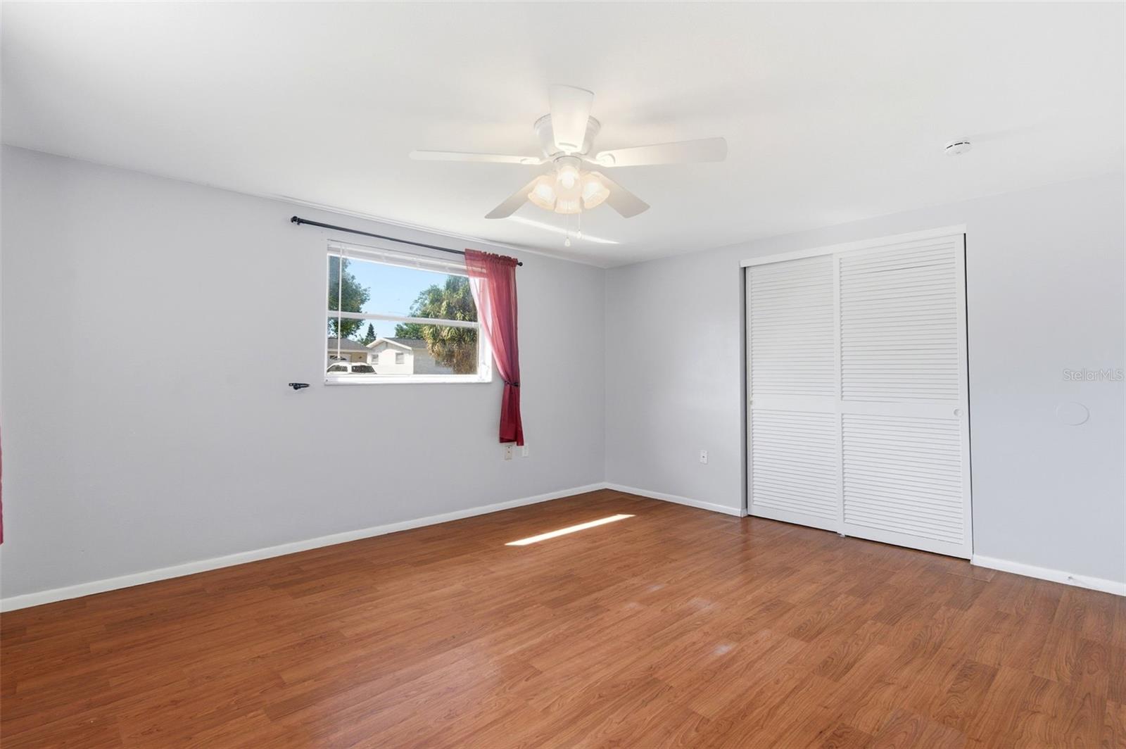 Image 24 of 70 For 5203 Manor Drive