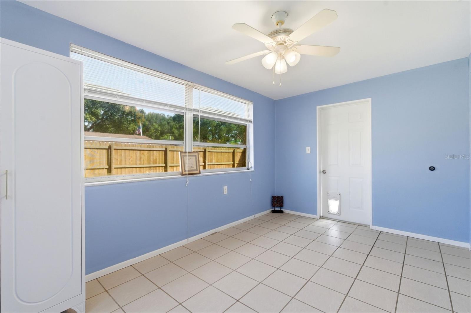 Image 32 of 70 For 5203 Manor Drive