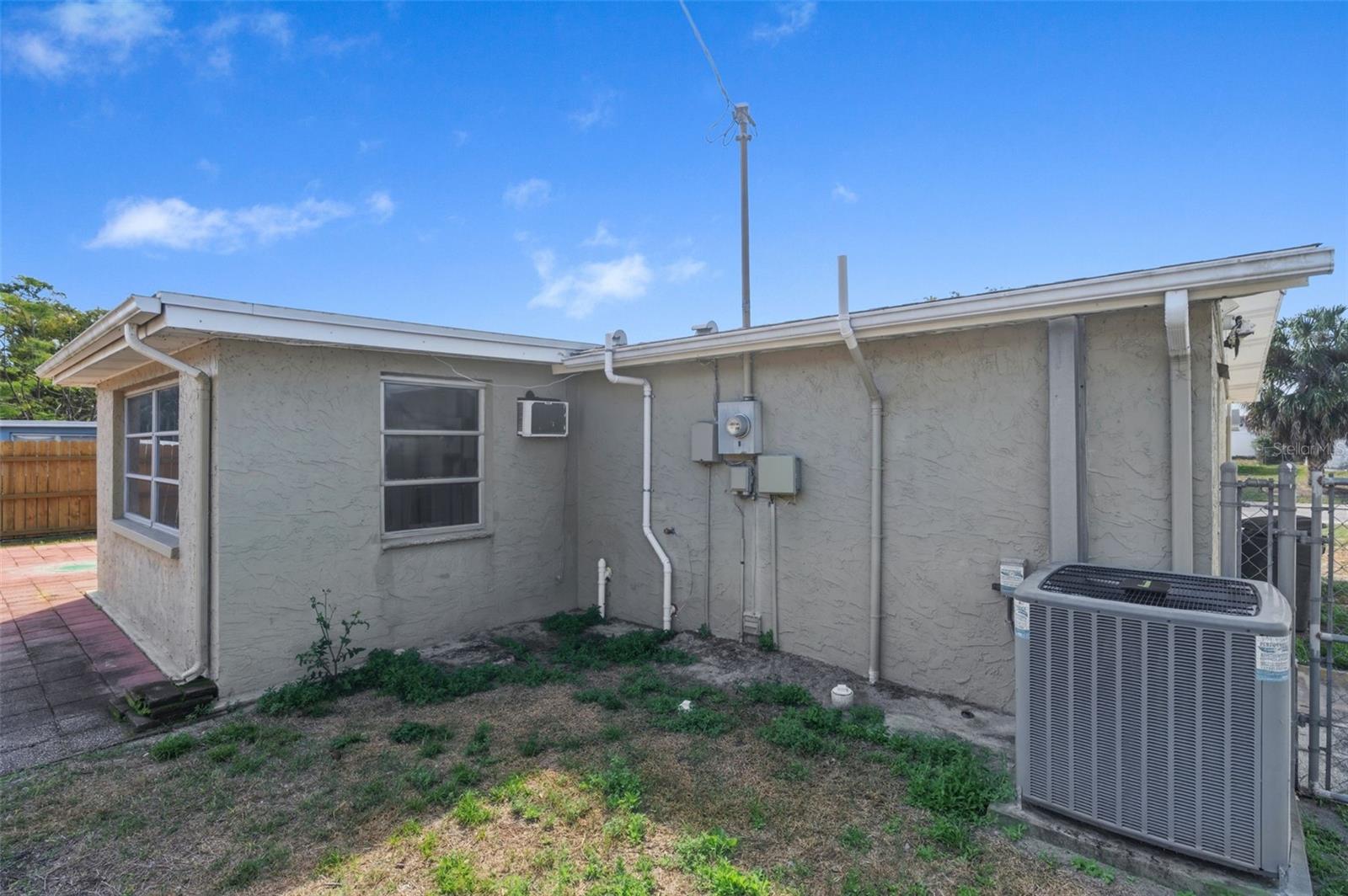 Image 45 of 70 For 5203 Manor Drive