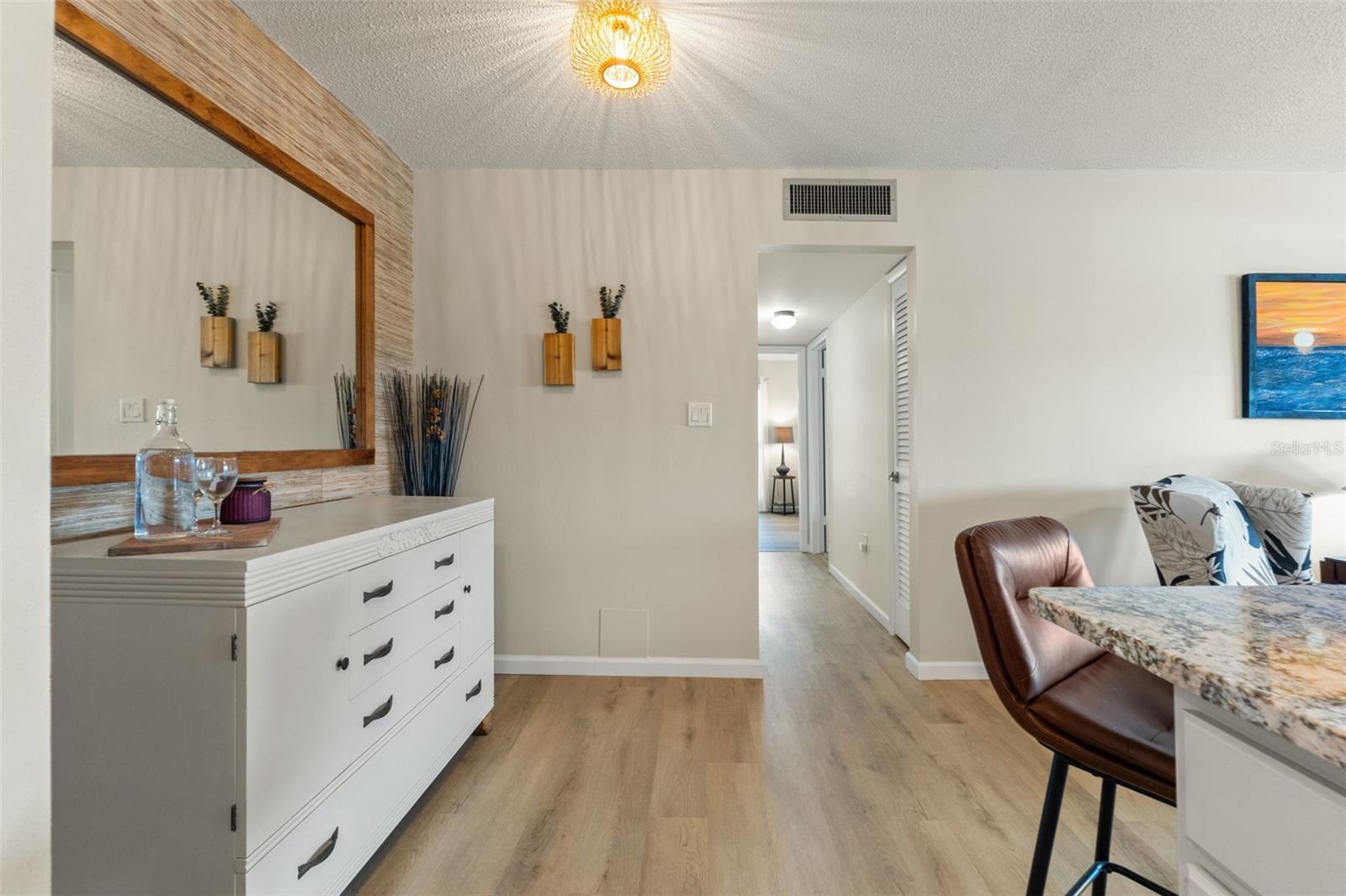 Image 15 of 31 For 5111 Amulet Drive 202