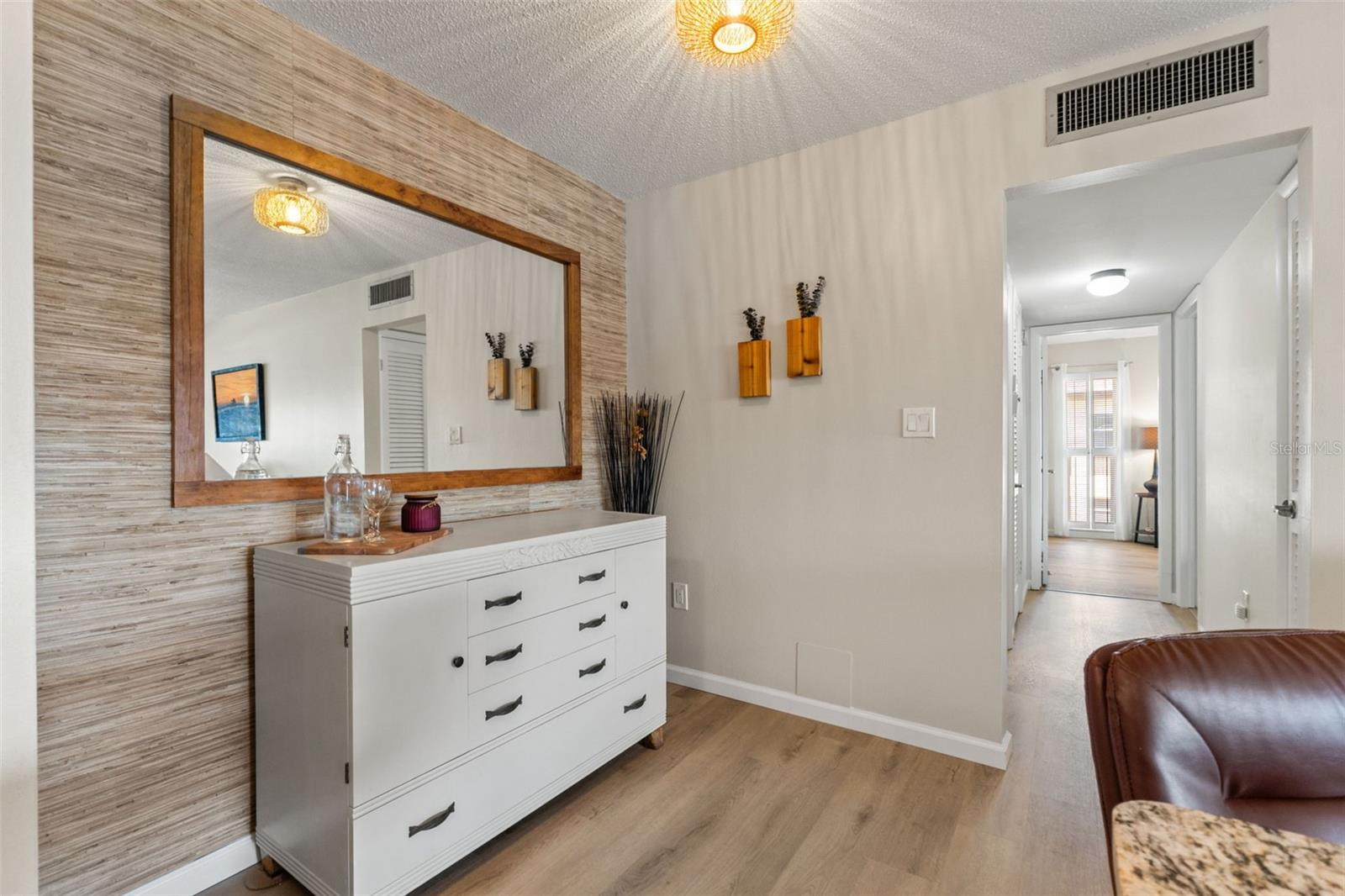 Image 16 of 31 For 5111 Amulet Drive 202