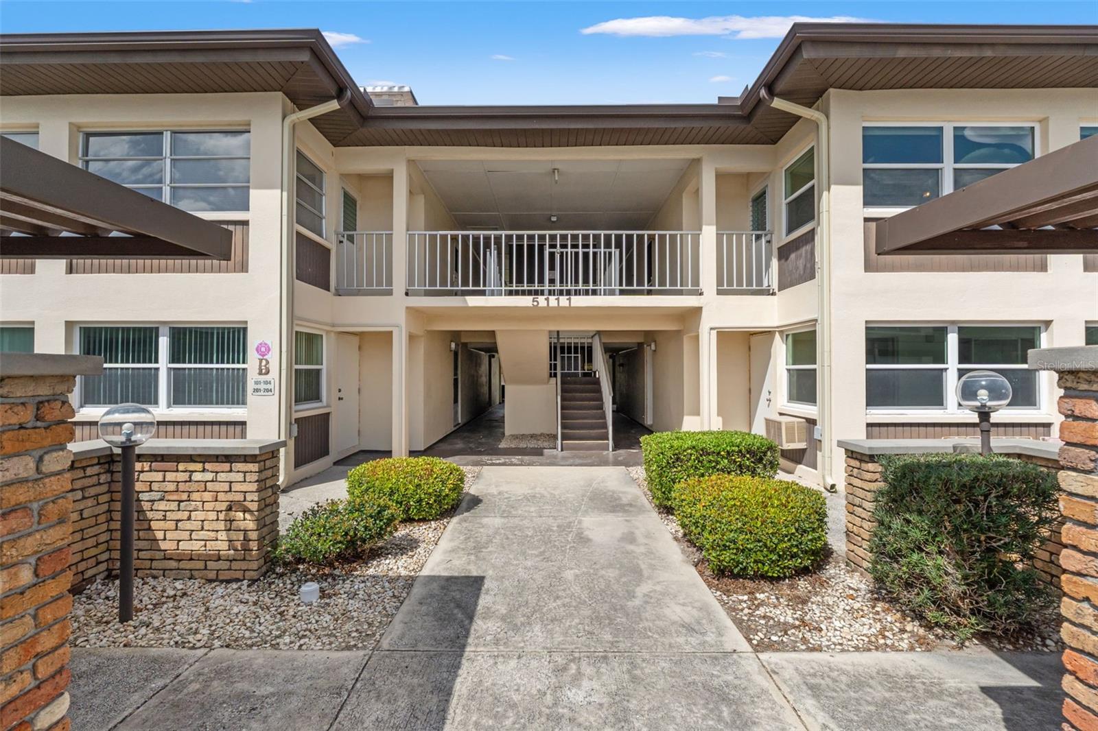 Image 2 of 31 For 5111 Amulet Drive 202