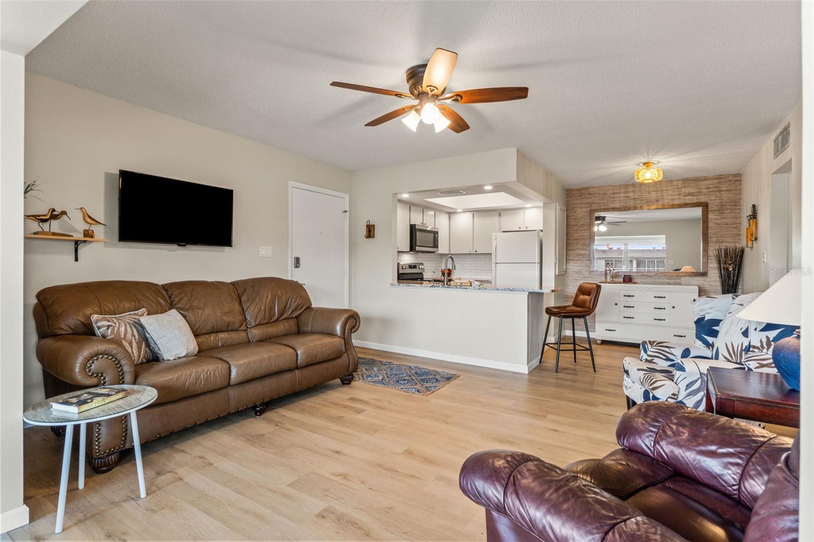 Image 25 of 31 For 5111 Amulet Drive 202