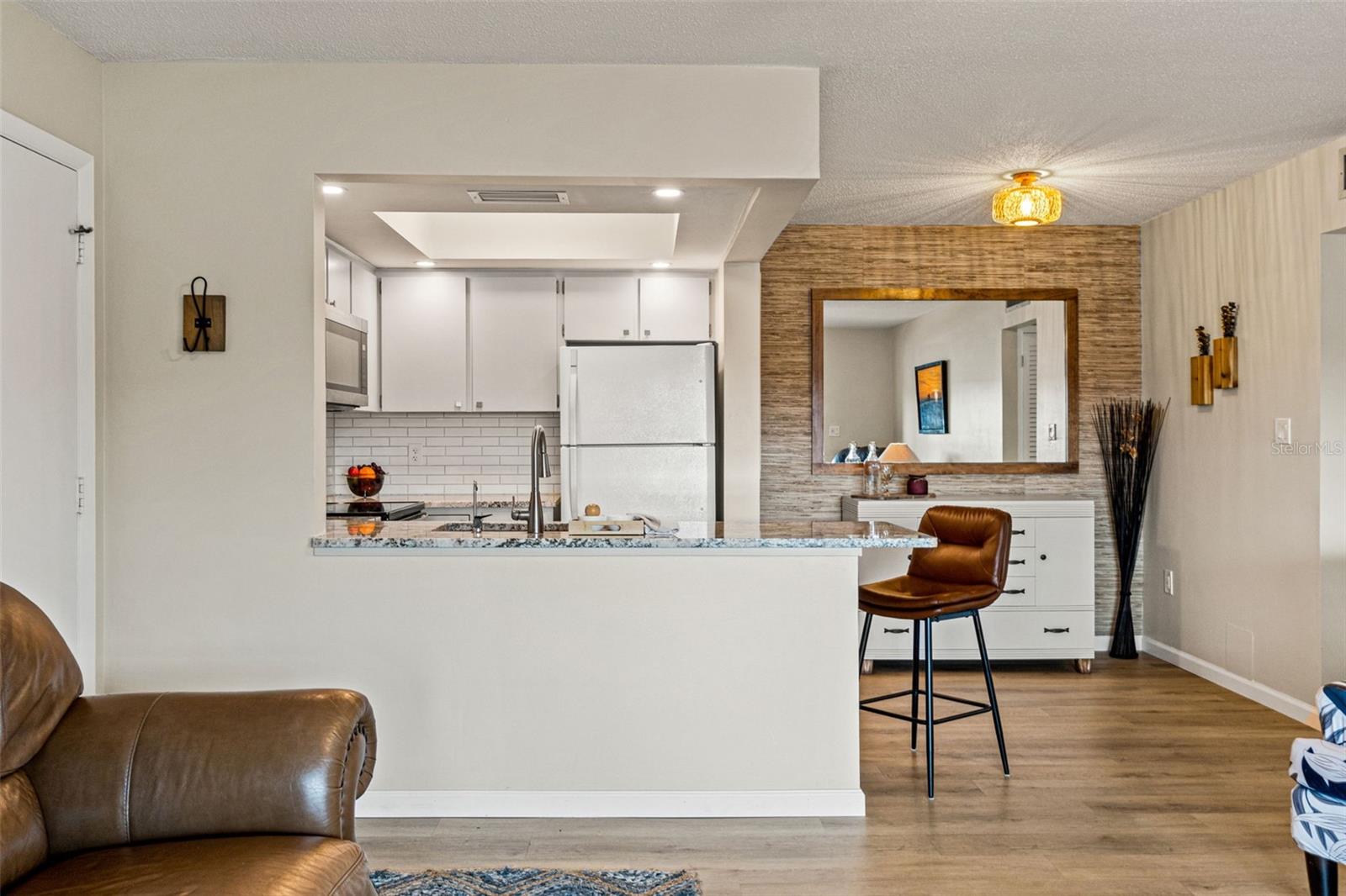 Image 28 of 31 For 5111 Amulet Drive 202