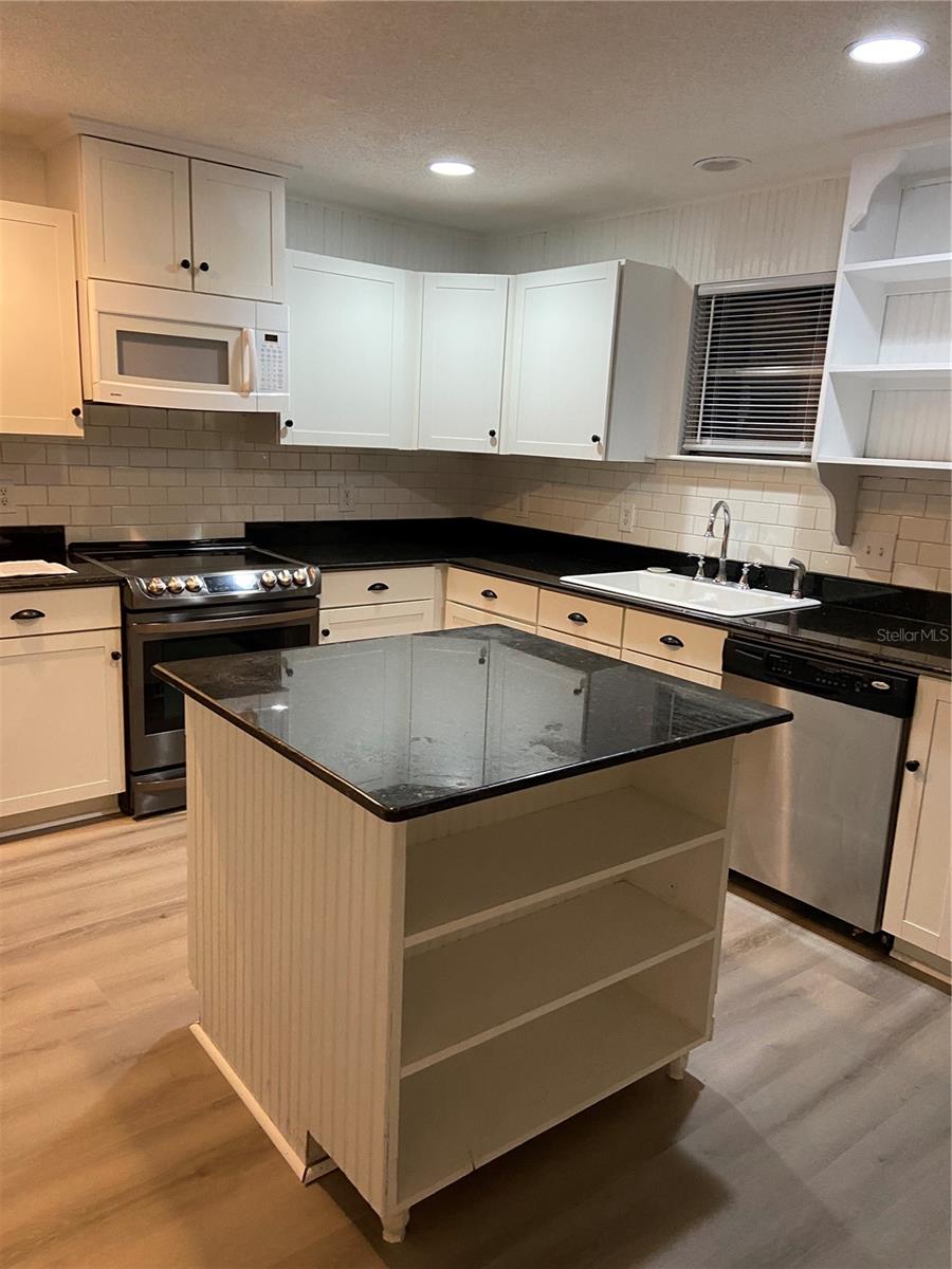 Image 10 of 11 For 5612 16th Street