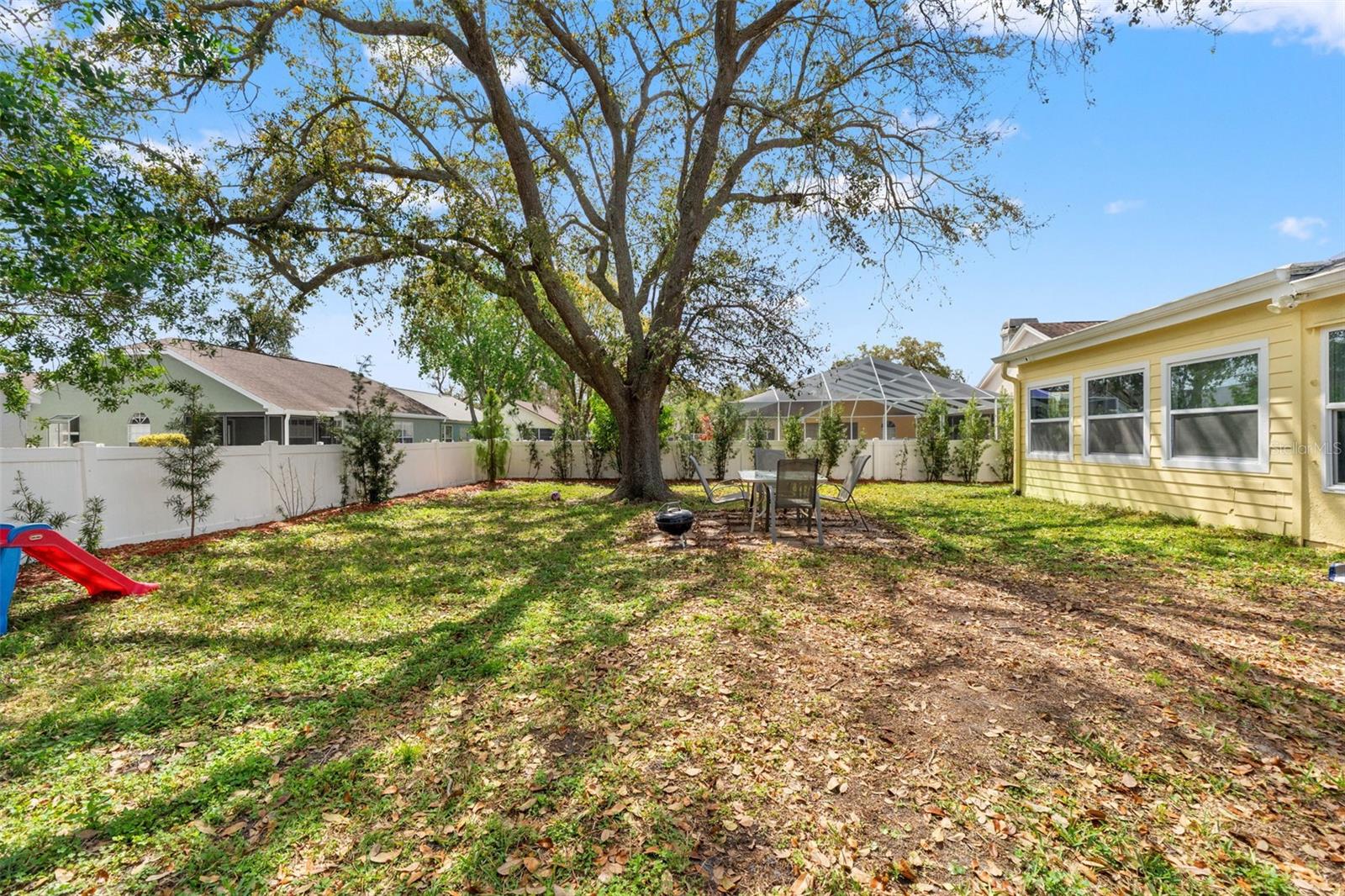 Listing photo id 34 for 4128 Foxboro Drive