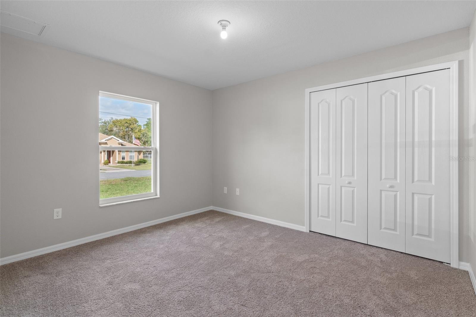 Image 44 of 48 For 17 Hawthorne Court