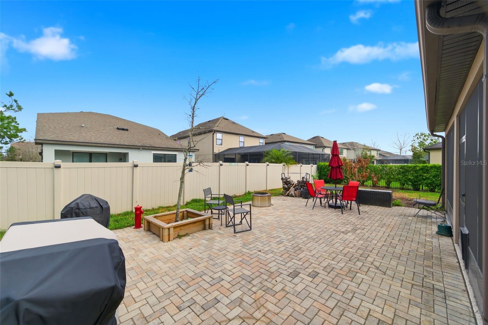 Image 41 of 68 For 12383 Fitzroy Street