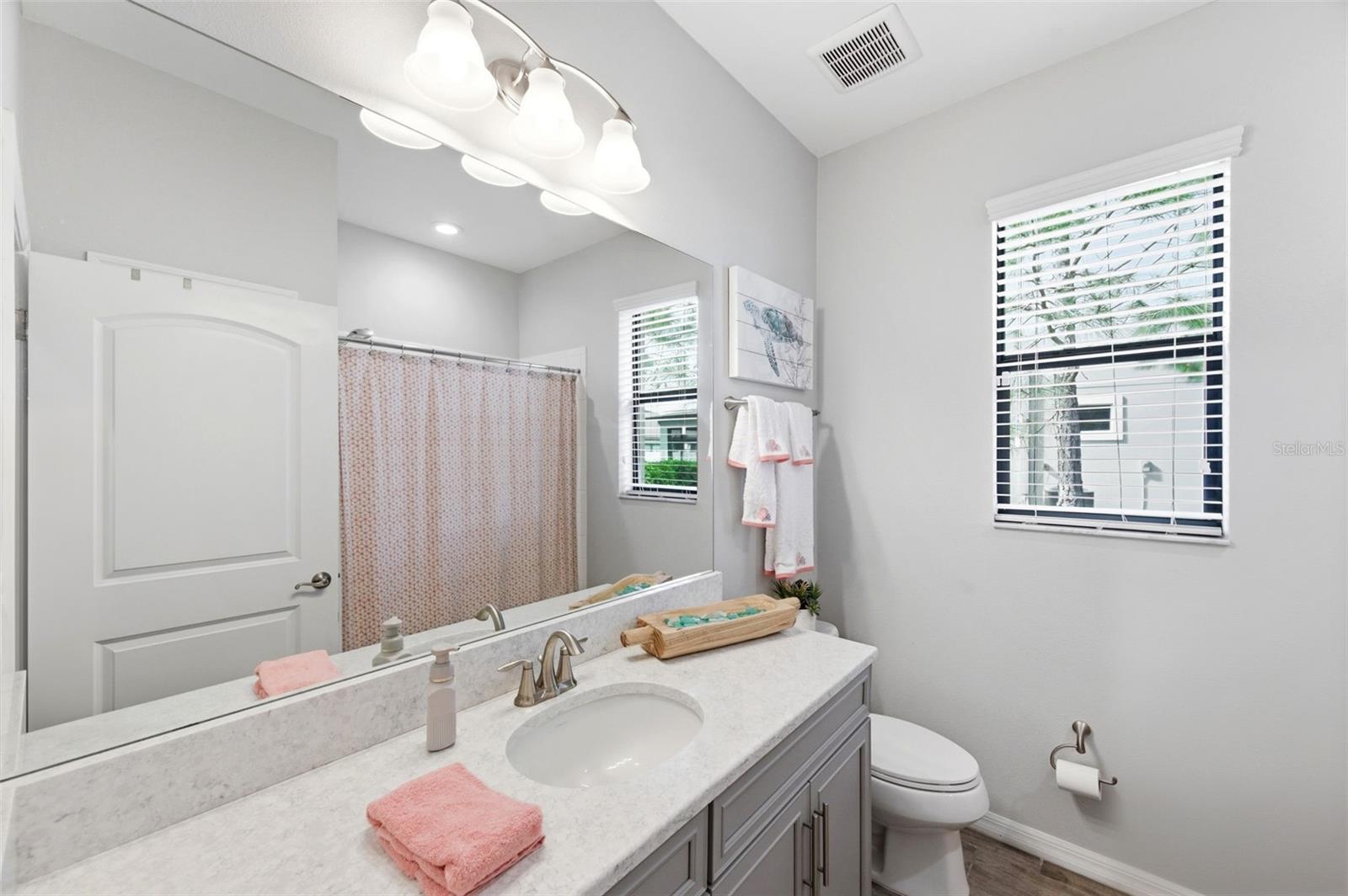 Image 6 of 68 For 12383 Fitzroy Street