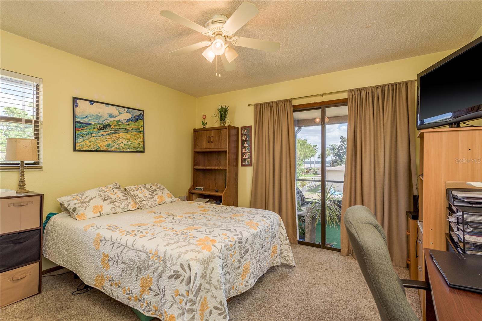 Image 24 of 58 For 1462 Lakeview Drive