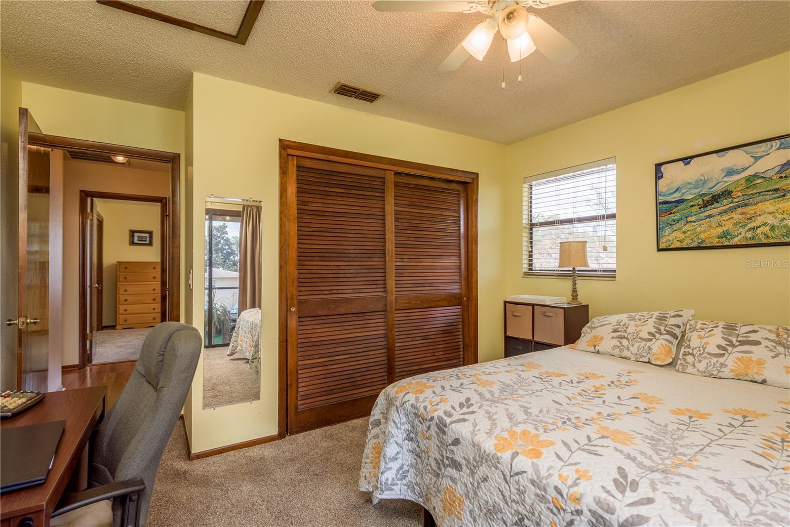 Image 25 of 58 For 1462 Lakeview Drive