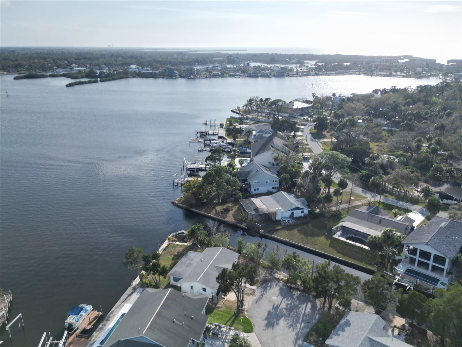 Image 20 of 25 For 8402 Damen Lane