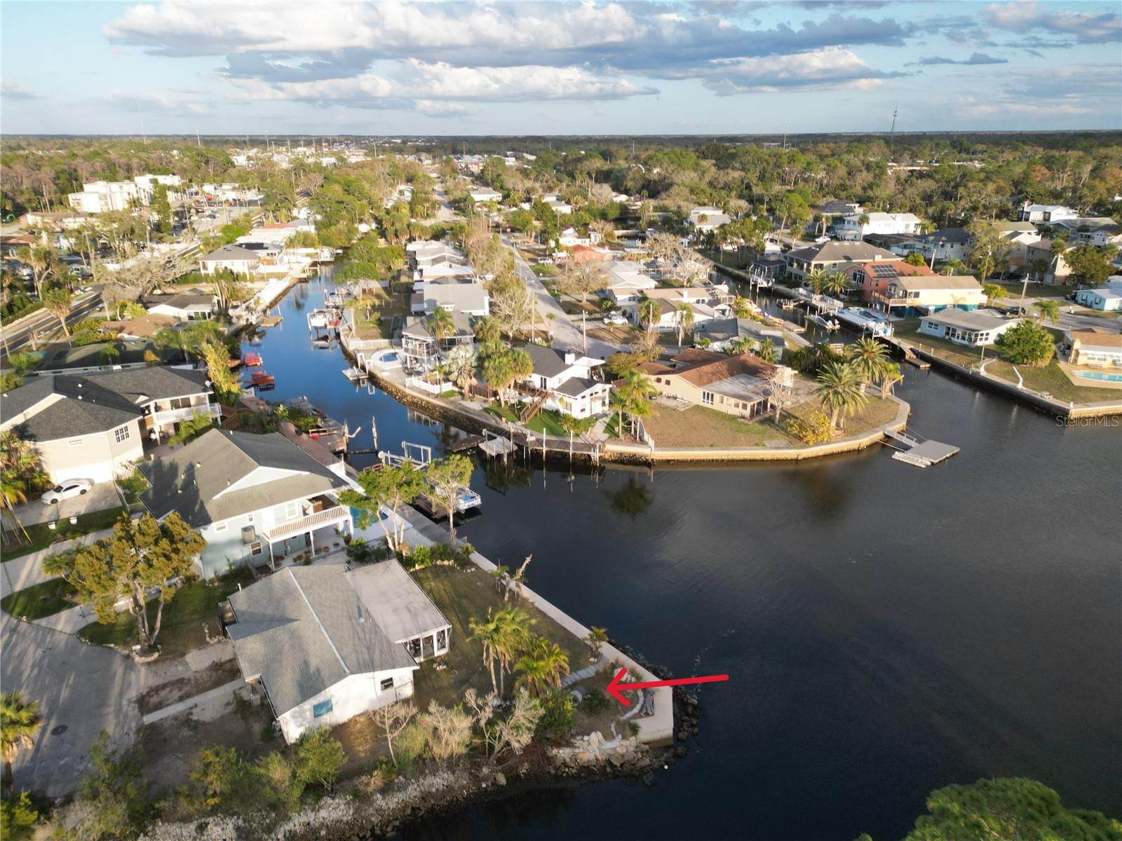 Image 8 of 25 For 8402 Damen Lane