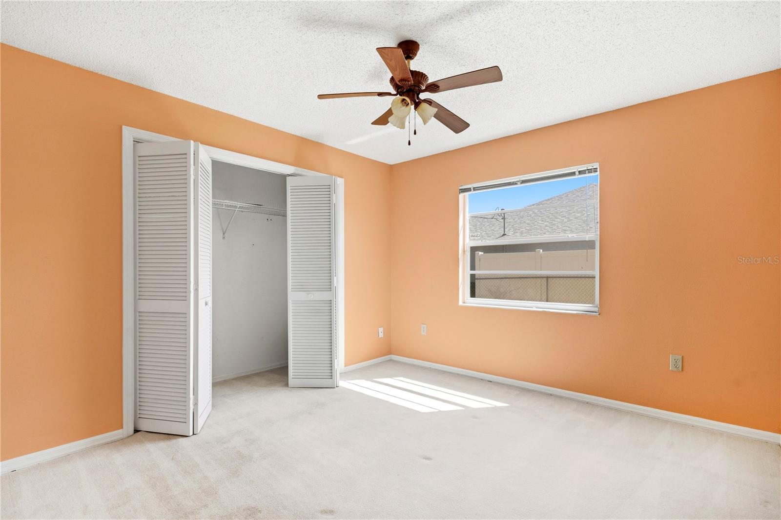 Image 24 of 39 For 10358 Ireland Street