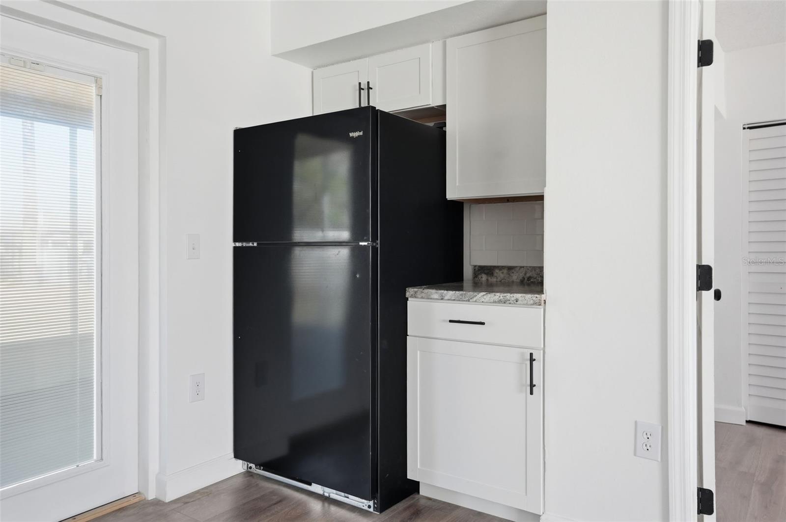 Image 17 of 37 For 2076 Landover Boulevard