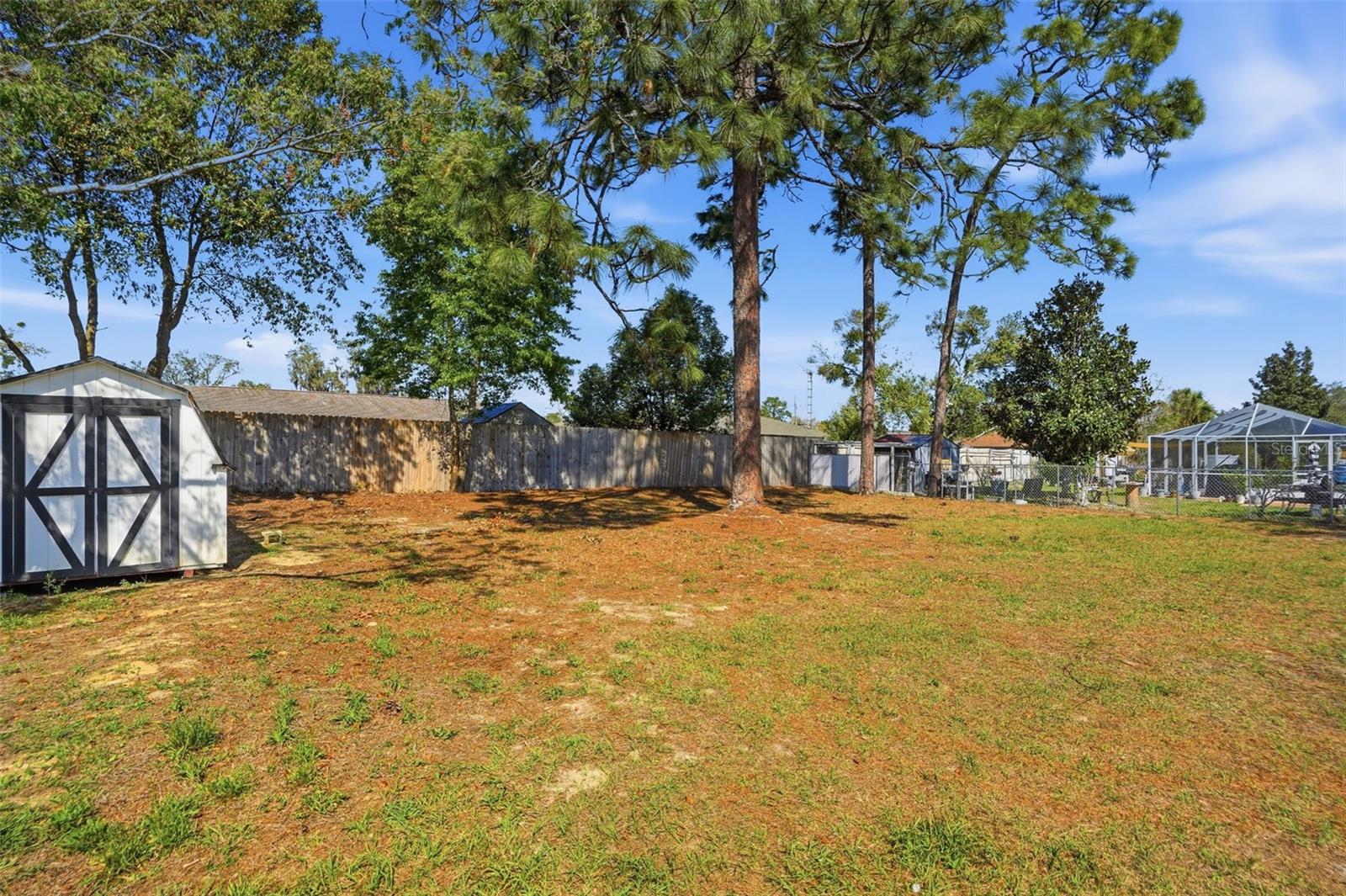 Image 27 of 37 For 2076 Landover Boulevard