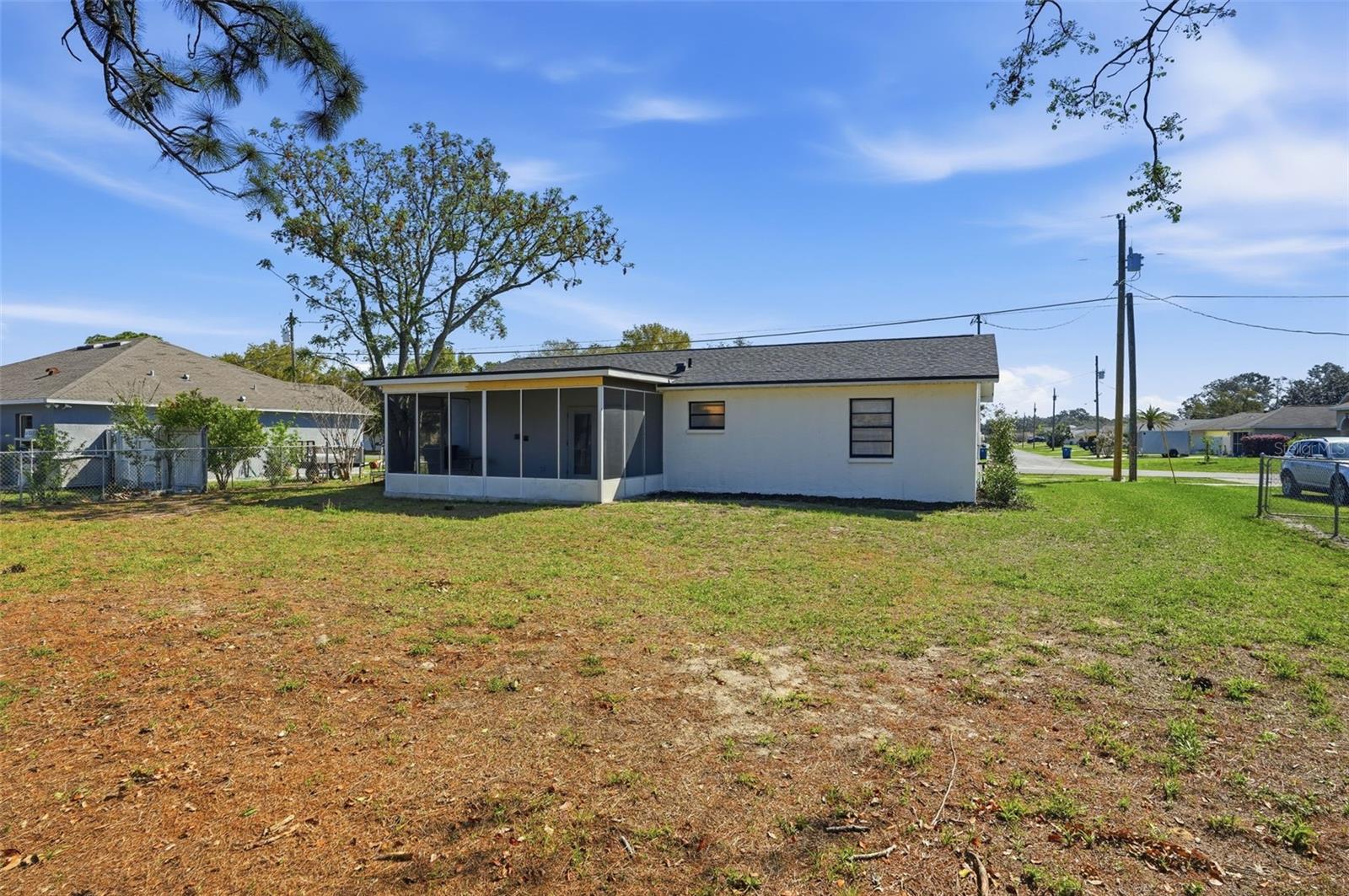 Image 29 of 37 For 2076 Landover Boulevard