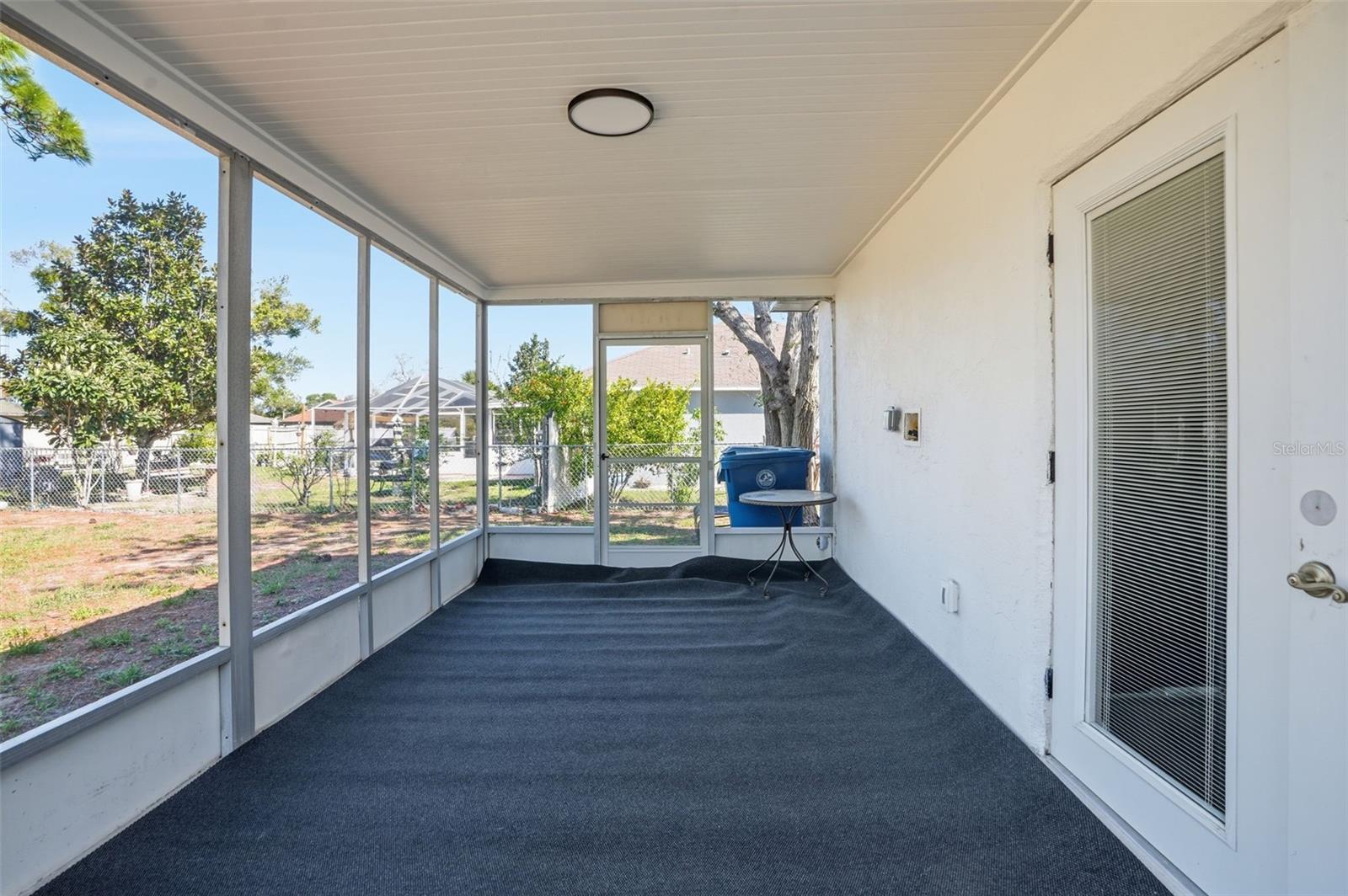 Image 5 of 37 For 2076 Landover Boulevard