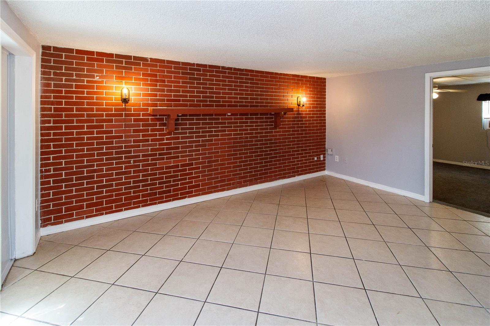 Image 11 of 32 For 4150 Newbury Drive