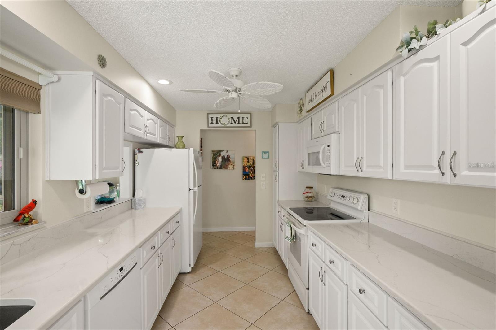 Image 13 of 65 For 6713 Oak Cluster Circle