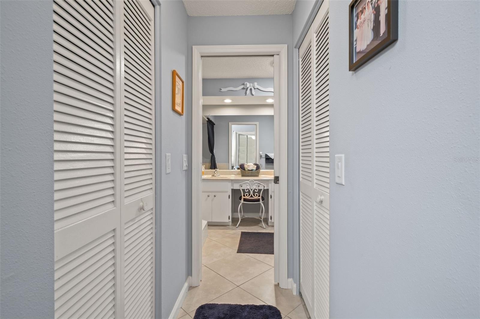 Image 22 of 65 For 6713 Oak Cluster Circle