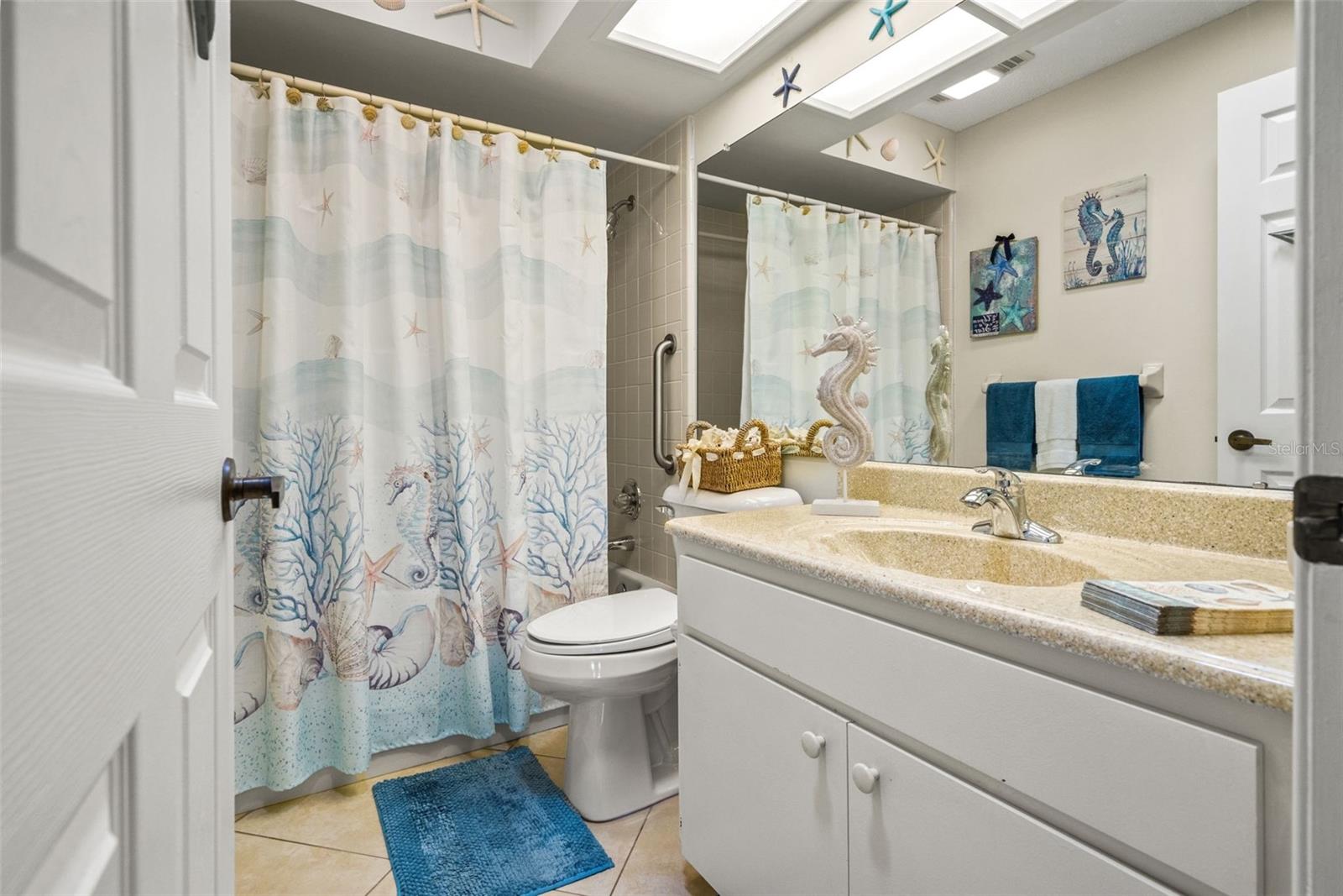 Image 25 of 65 For 6713 Oak Cluster Circle