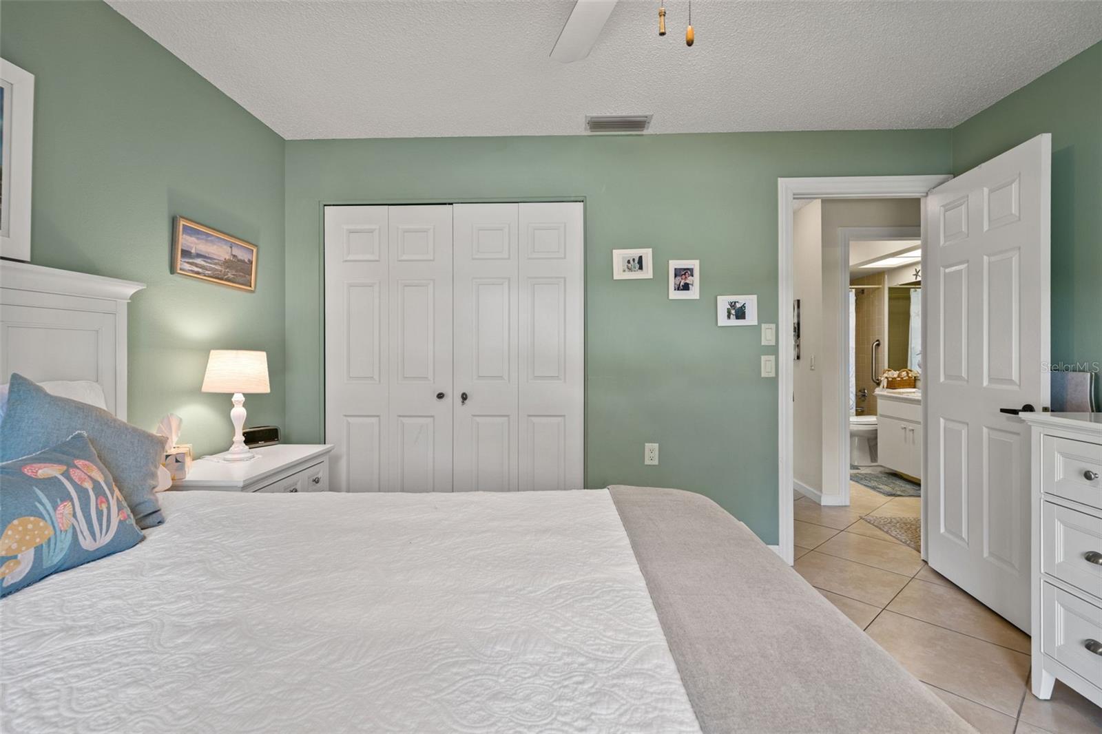 Image 27 of 65 For 6713 Oak Cluster Circle