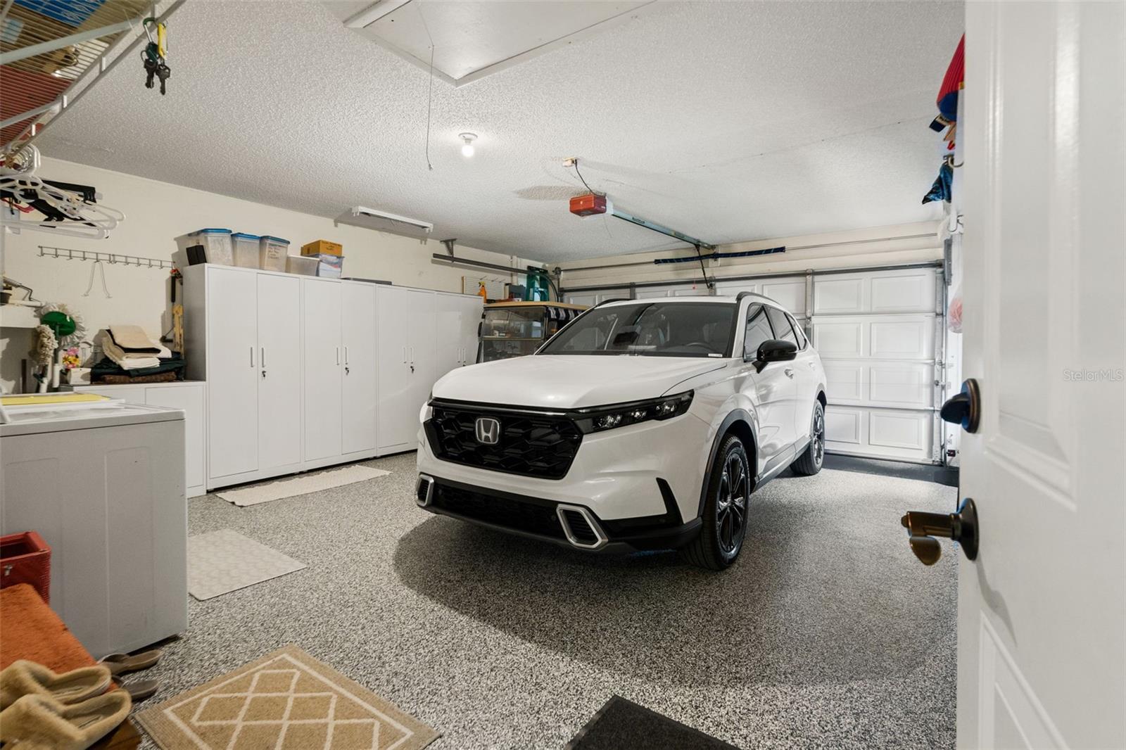 Image 31 of 65 For 6713 Oak Cluster Circle